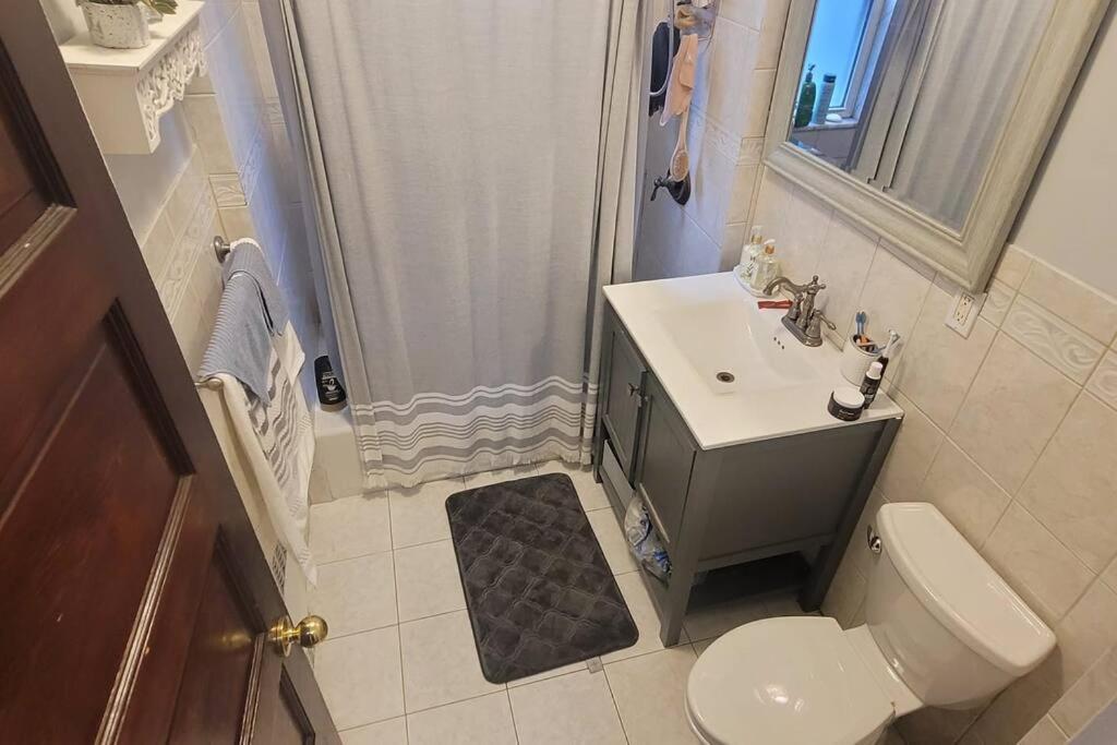 Modern Haven ,Your Stylish Retreat view 3