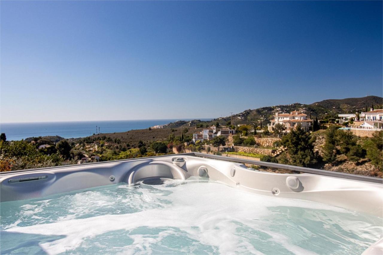 villa larwik frigiliana