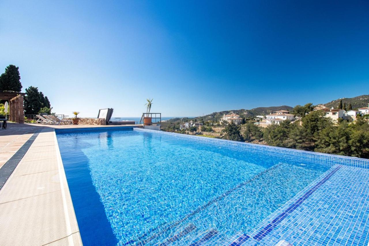 villa larwik frigiliana