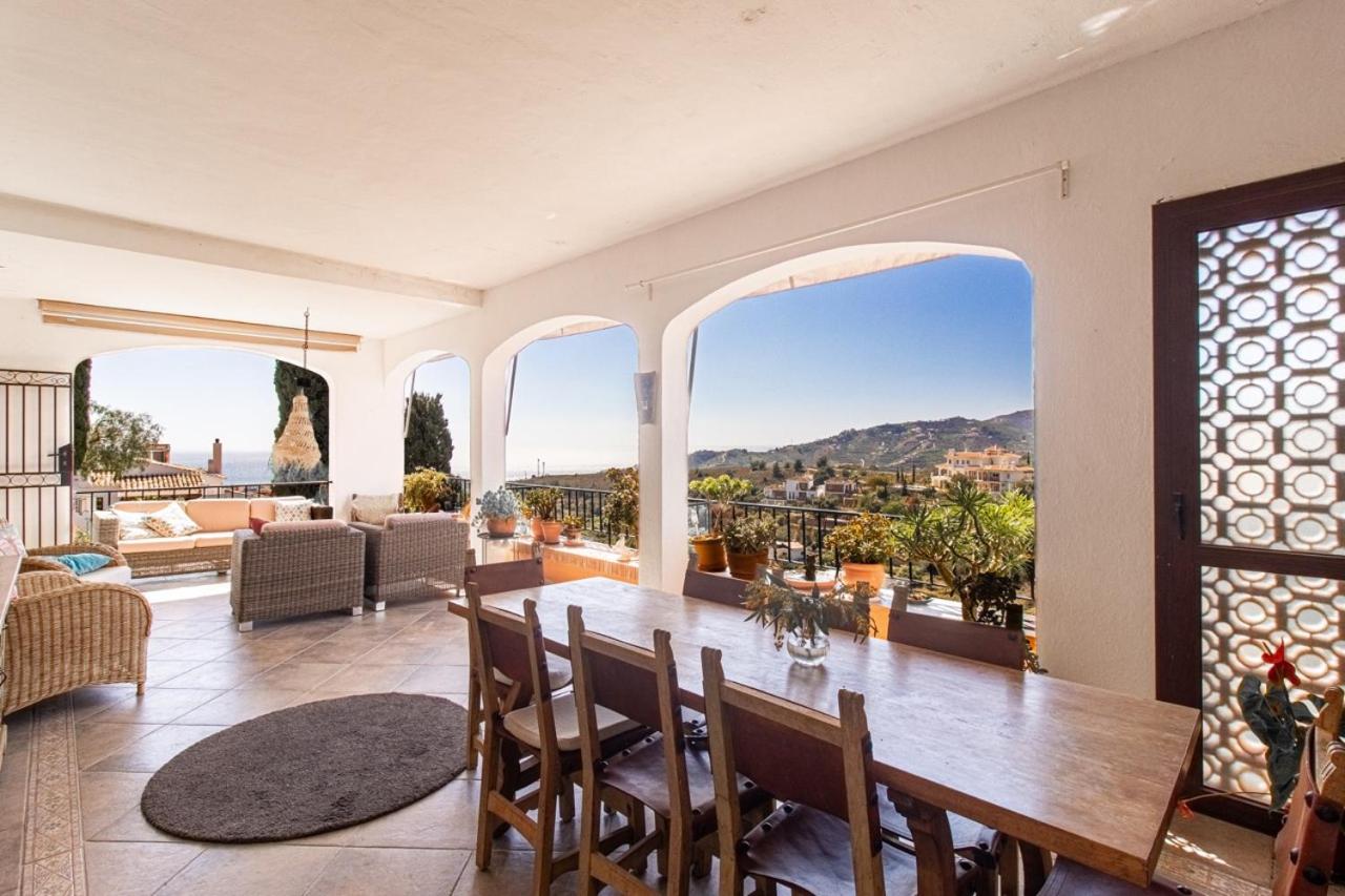 villa larwik frigiliana