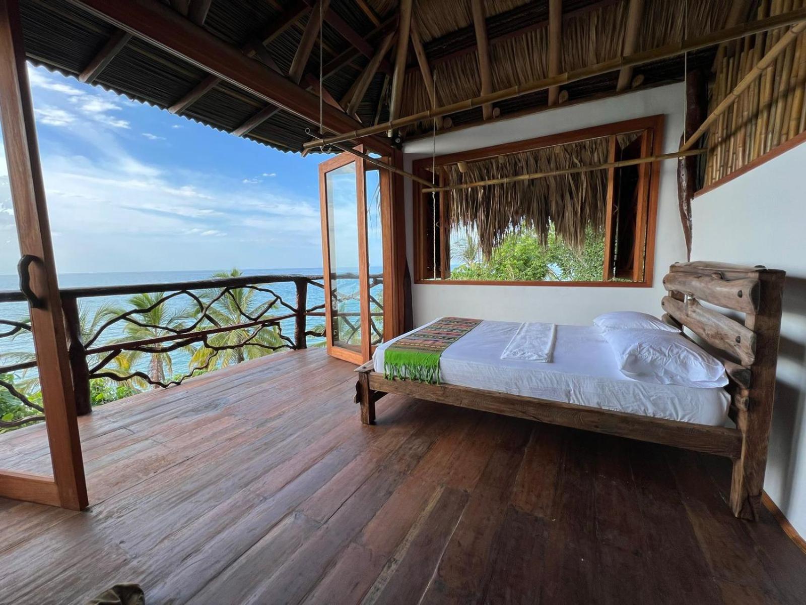 Casa en la Playa Morro Paraiso