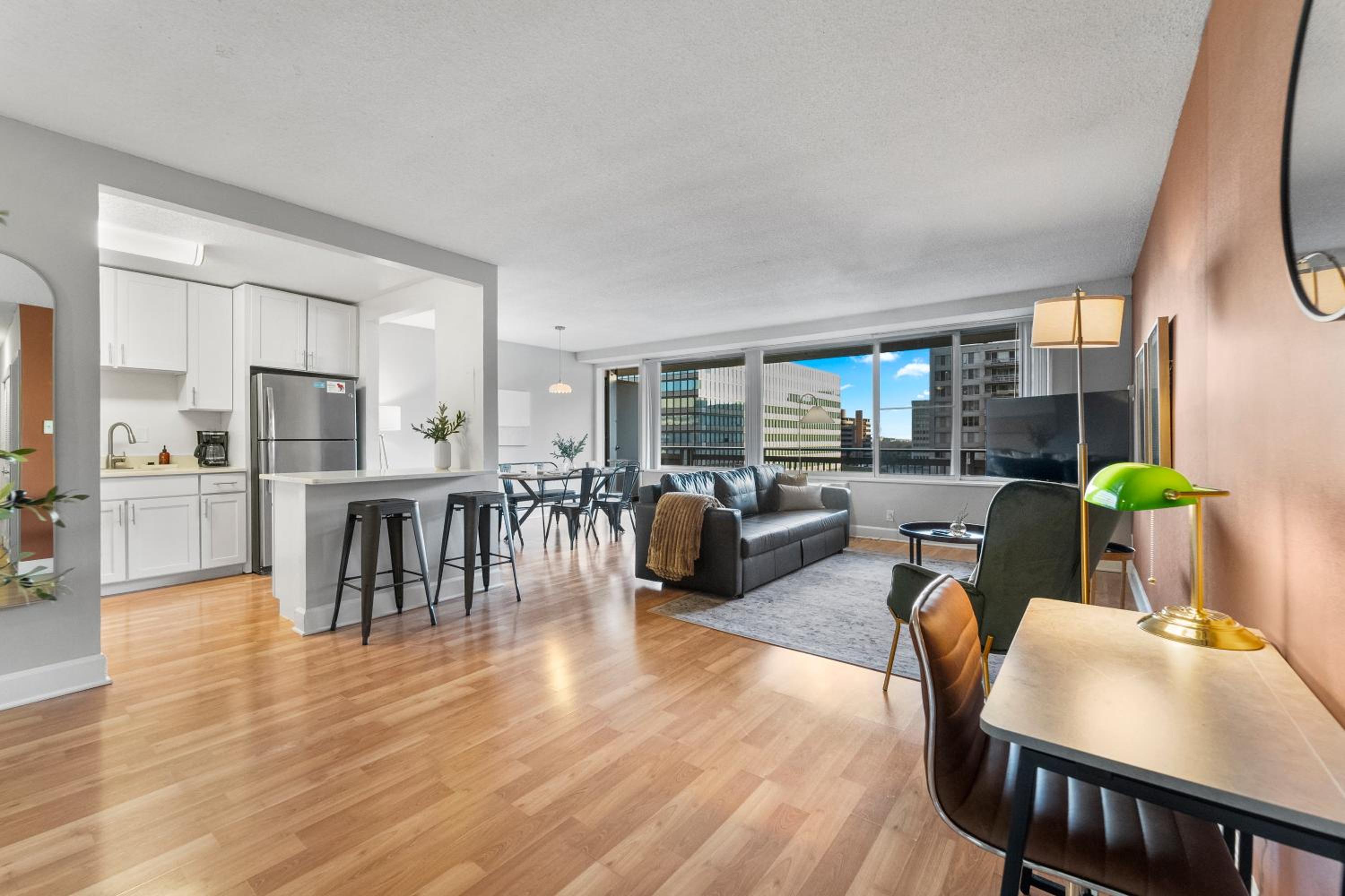 DC Luxury Apartment Near Metro view 5