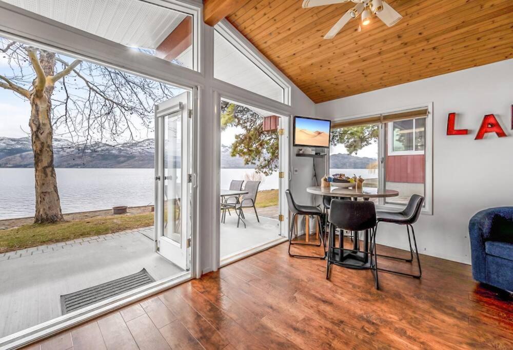 Beautiful Cabin Right next to Lake Okanagan #5