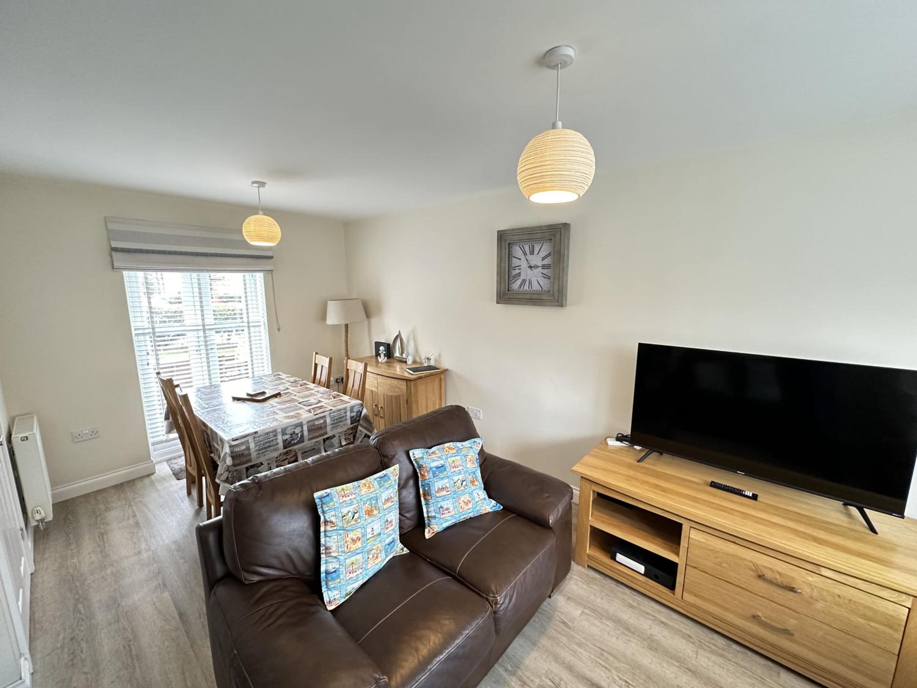 Admirals Cottage - Part of the The Bay Filey Holiday Village with pool, gym and direct beach access, pub, restaurant, tennis and meadows walks