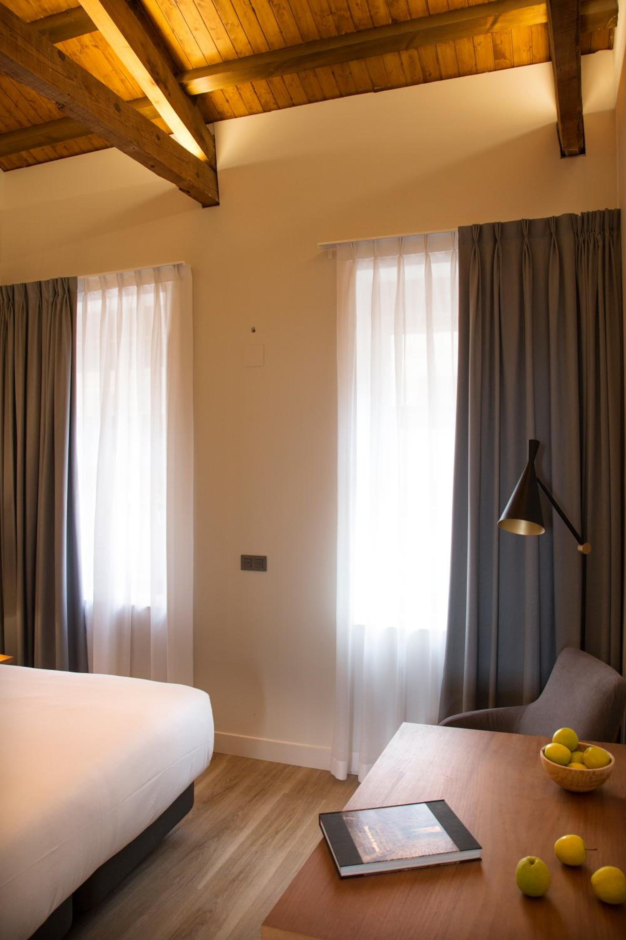 Prisma Suites