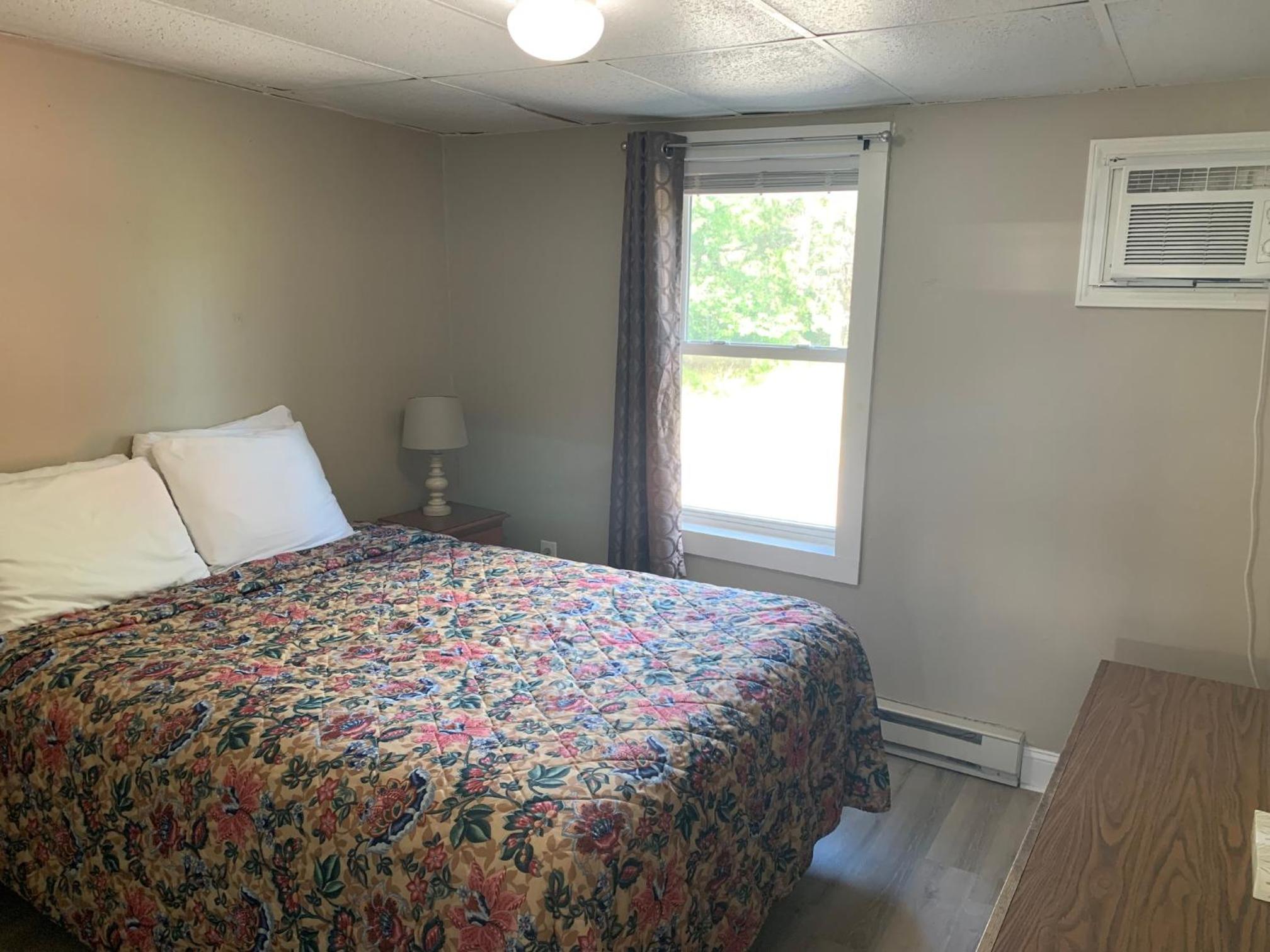 Island View Motel, photo 39