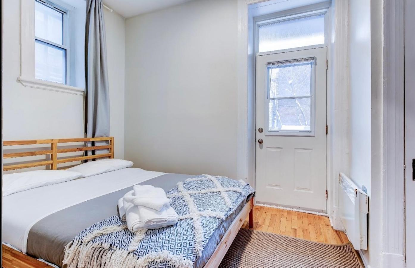Montreal Vacations - Chic haven Downtown MTL - Property Image 4