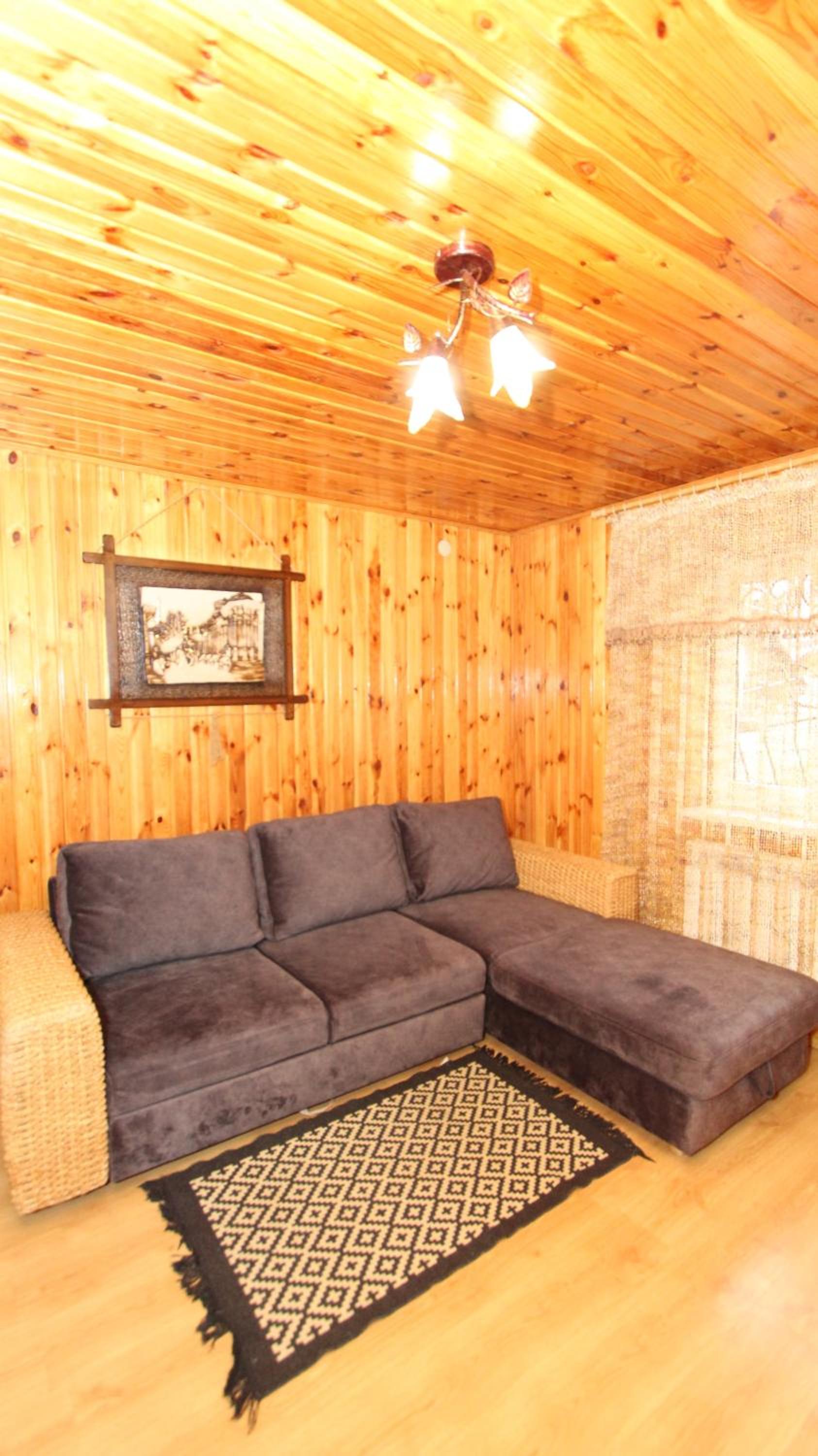 Cottage "Lure" view 3