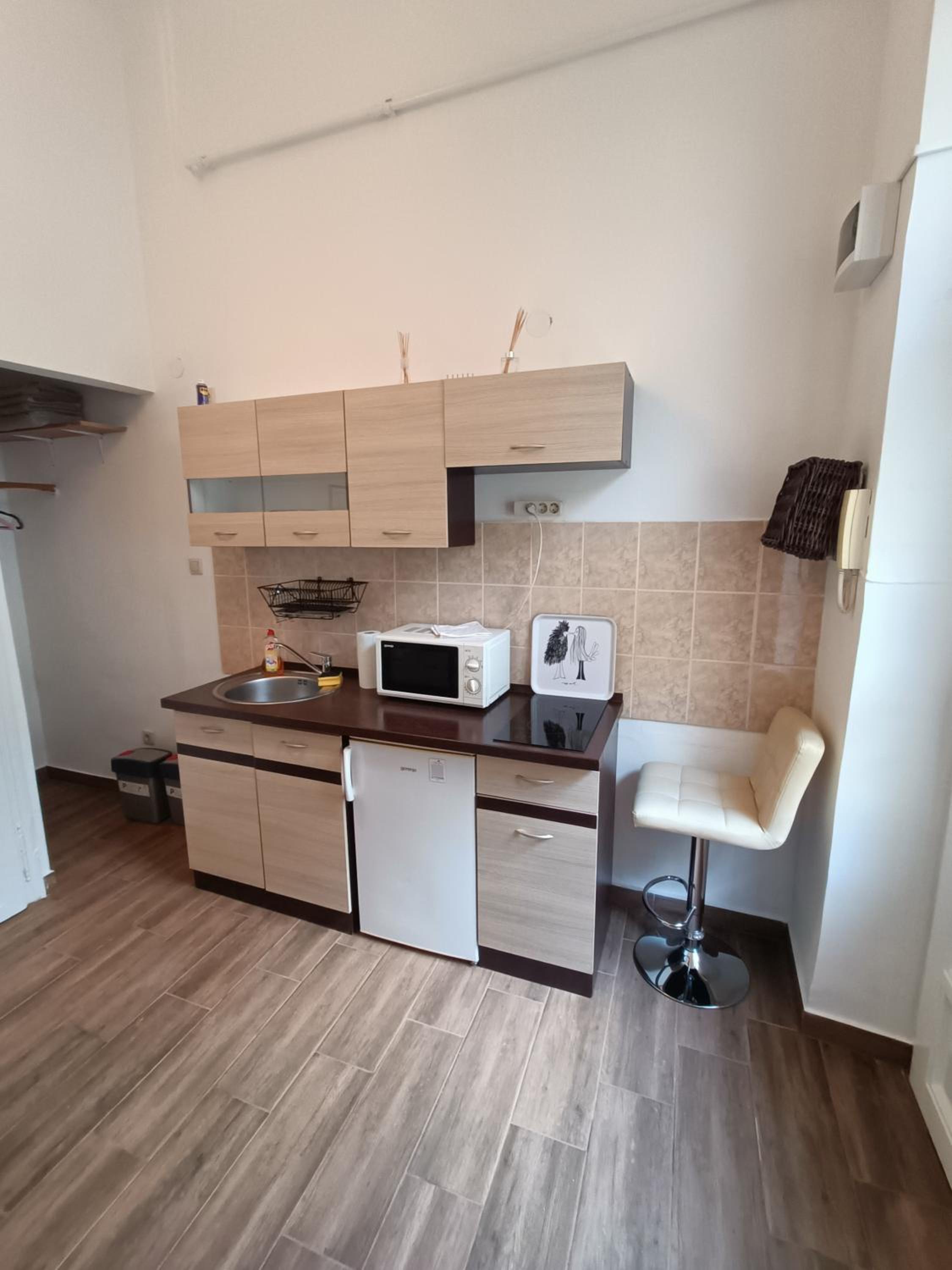 Sunshine flat at the BLAHA
