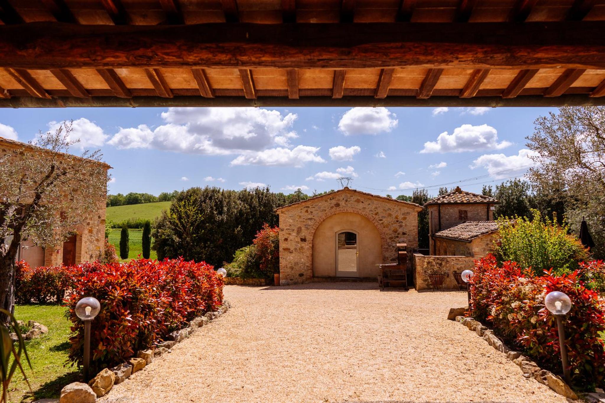 Villa Le Beringhe - Wine Pool & Relax photo 5