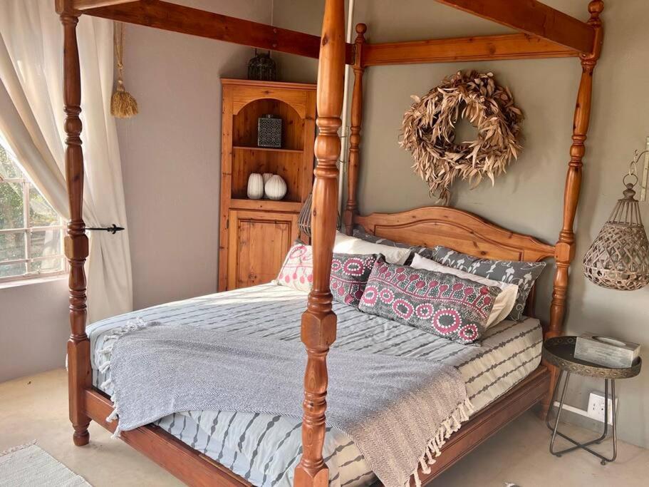 Rockey Mountain Bush lodge