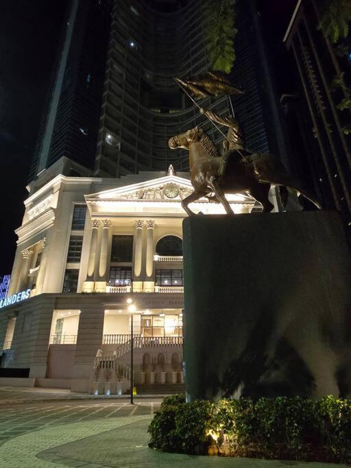 KD Suites at Uptown Parksuites Tower 2 BGC Taguig view 5
