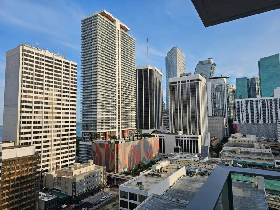 Downtown Miami Elegance. 17th Floor YotelPad