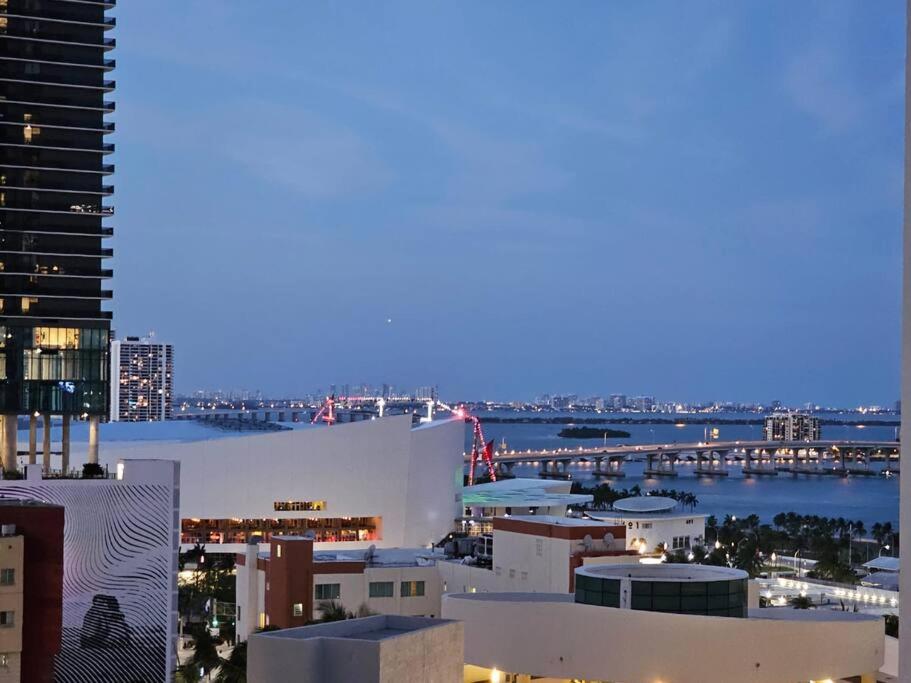 Downtown Miami Elegance. 17th Floor YotelPad