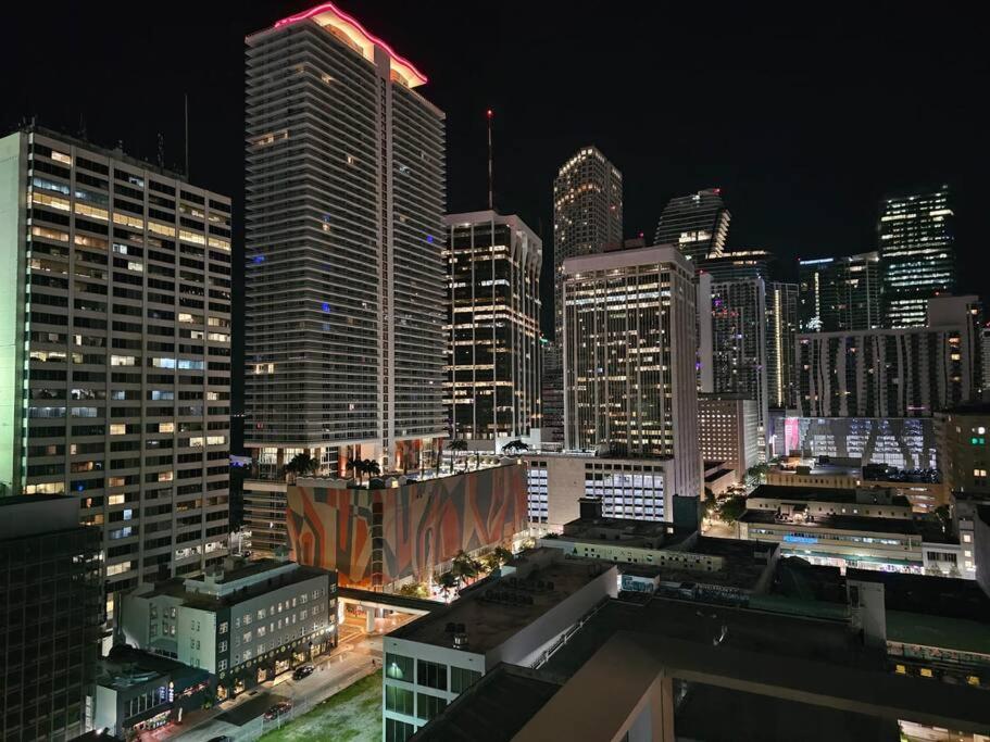 Downtown Miami Elegance. 17th Floor YotelPad