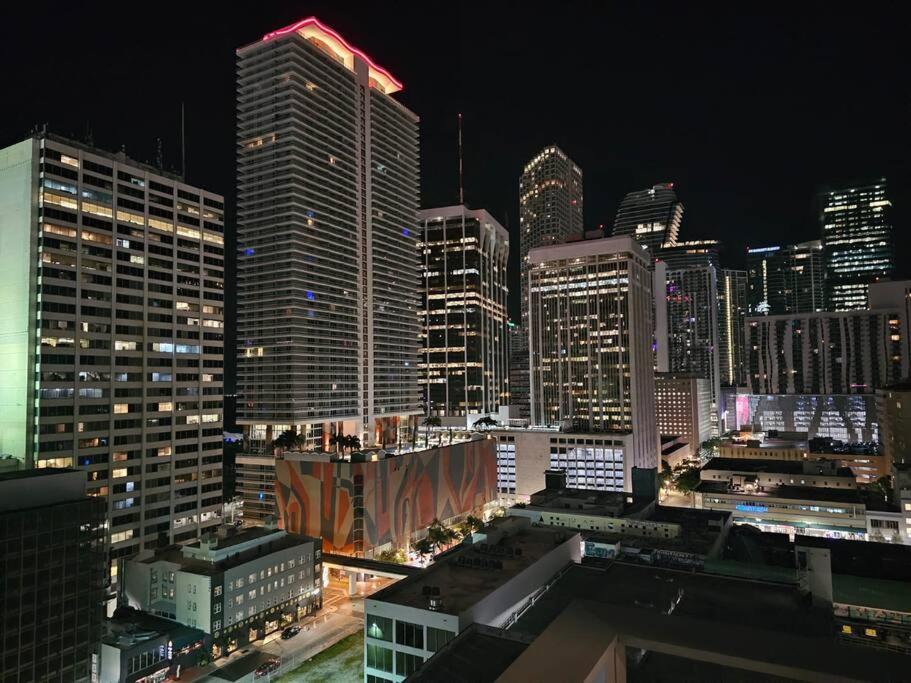 Downtown Miami Elegance. 17th Floor YotelPad