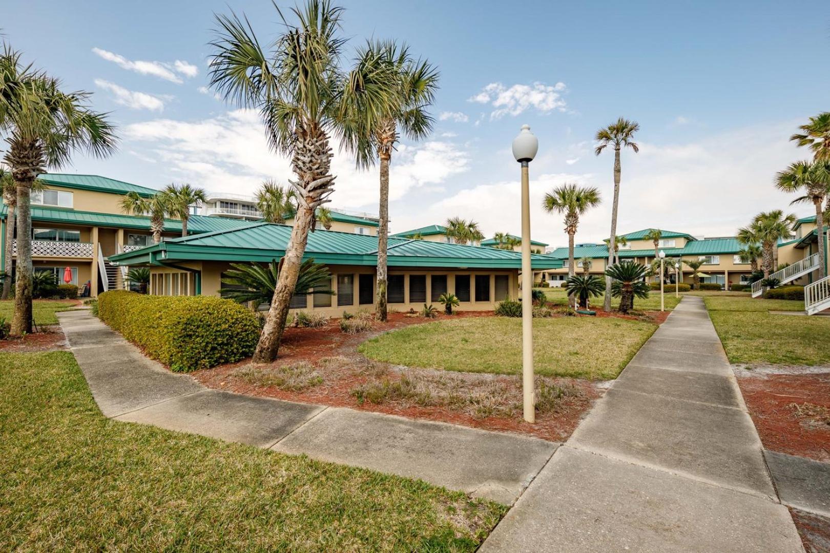 Seaspray Condos 108A