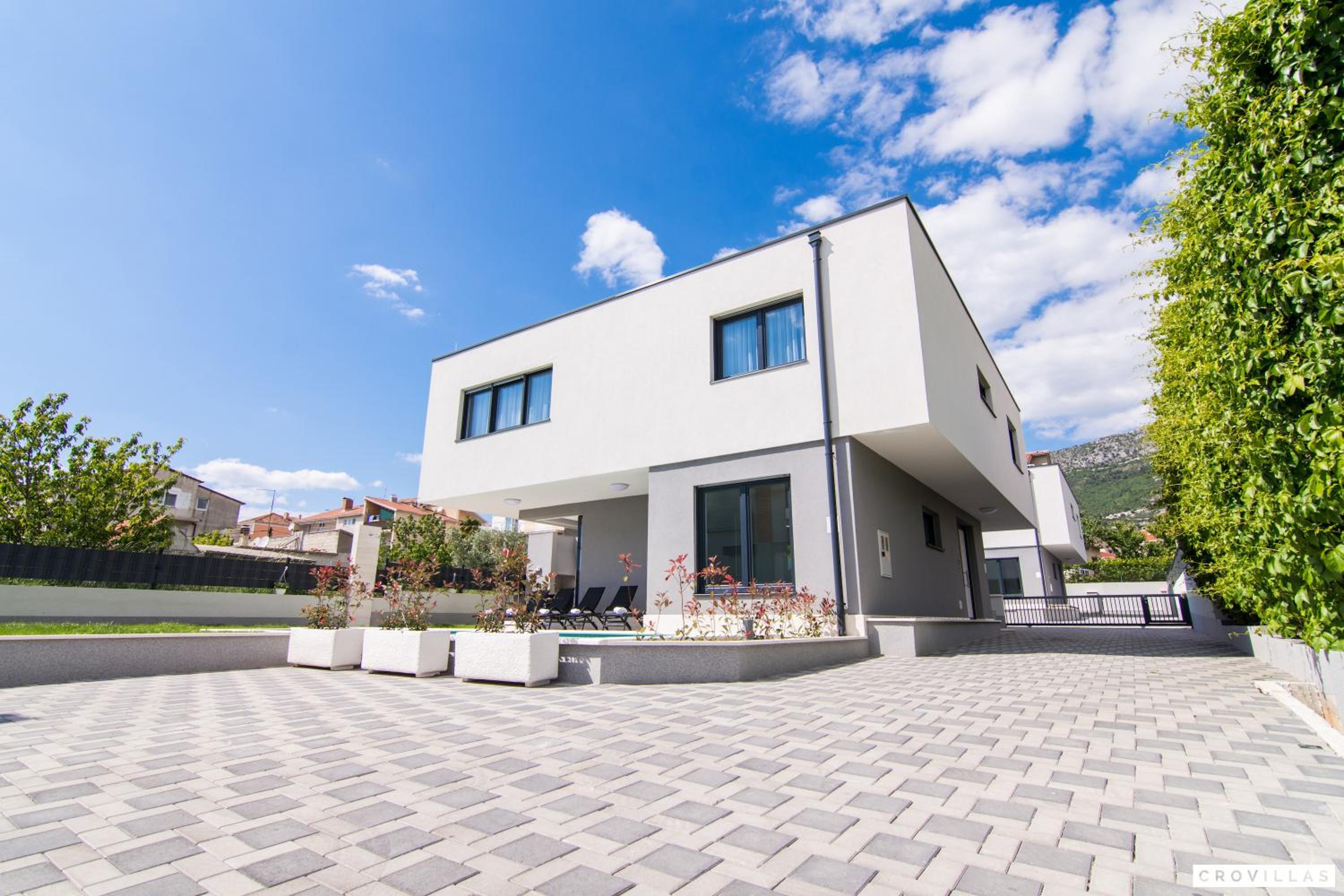 Kastel Two