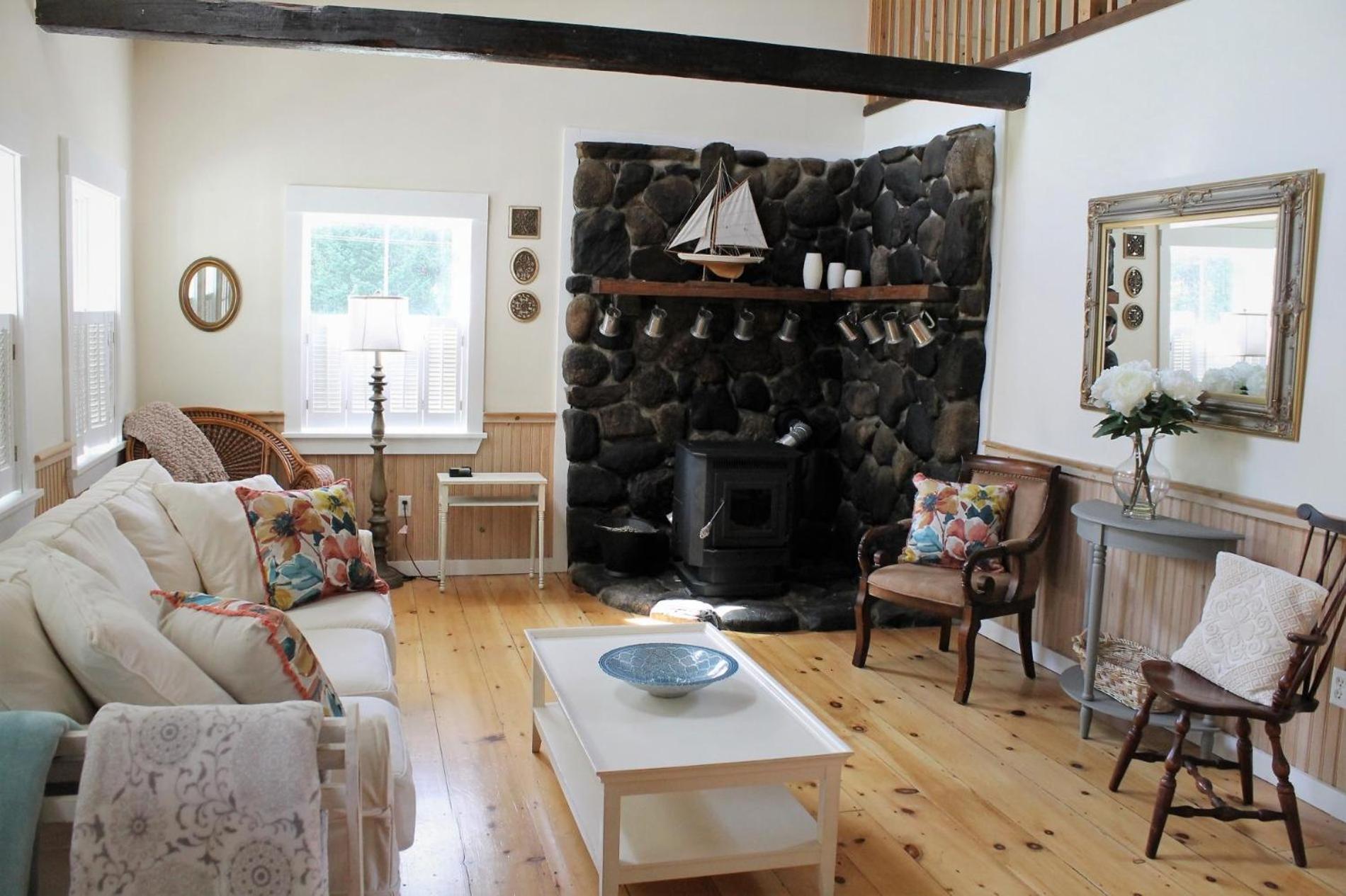 Pine and Sea Beach Retreat