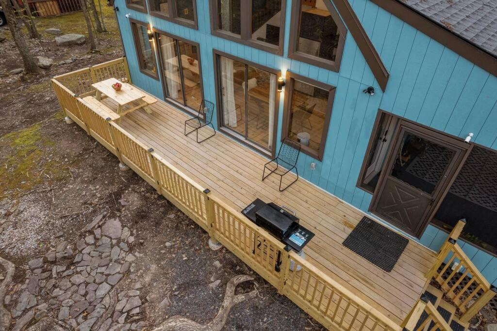 A-Frame Hot Tub Hike Firepit Design view 2