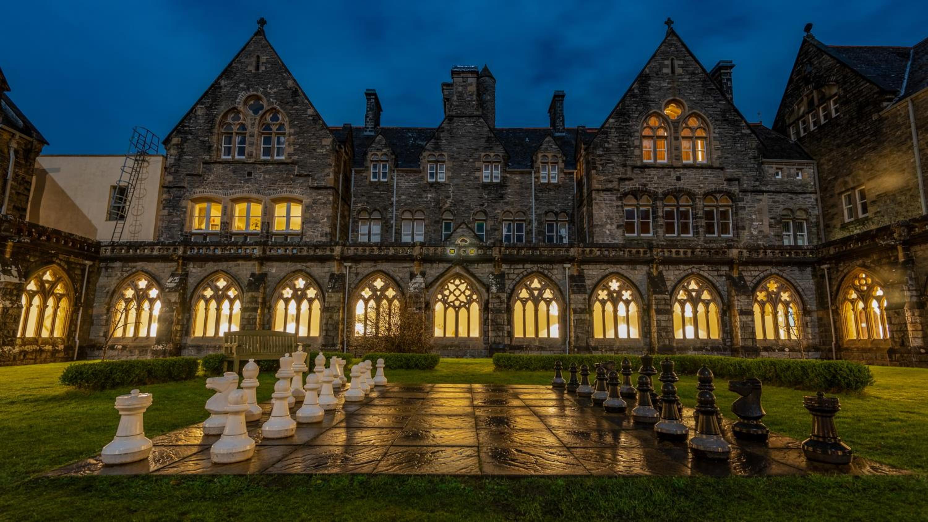 Hotel Monastery apartment with Loch Ness view - Image 1