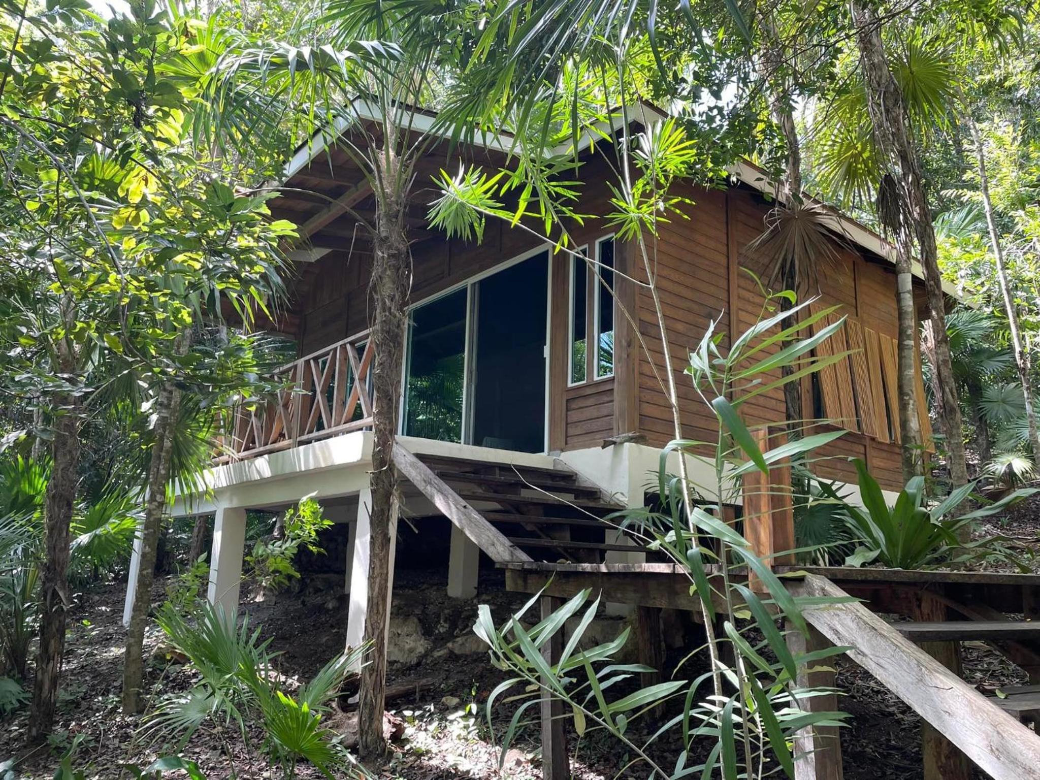 EcoStay SuKhA- Cabañas ecológicas frente a la laguna