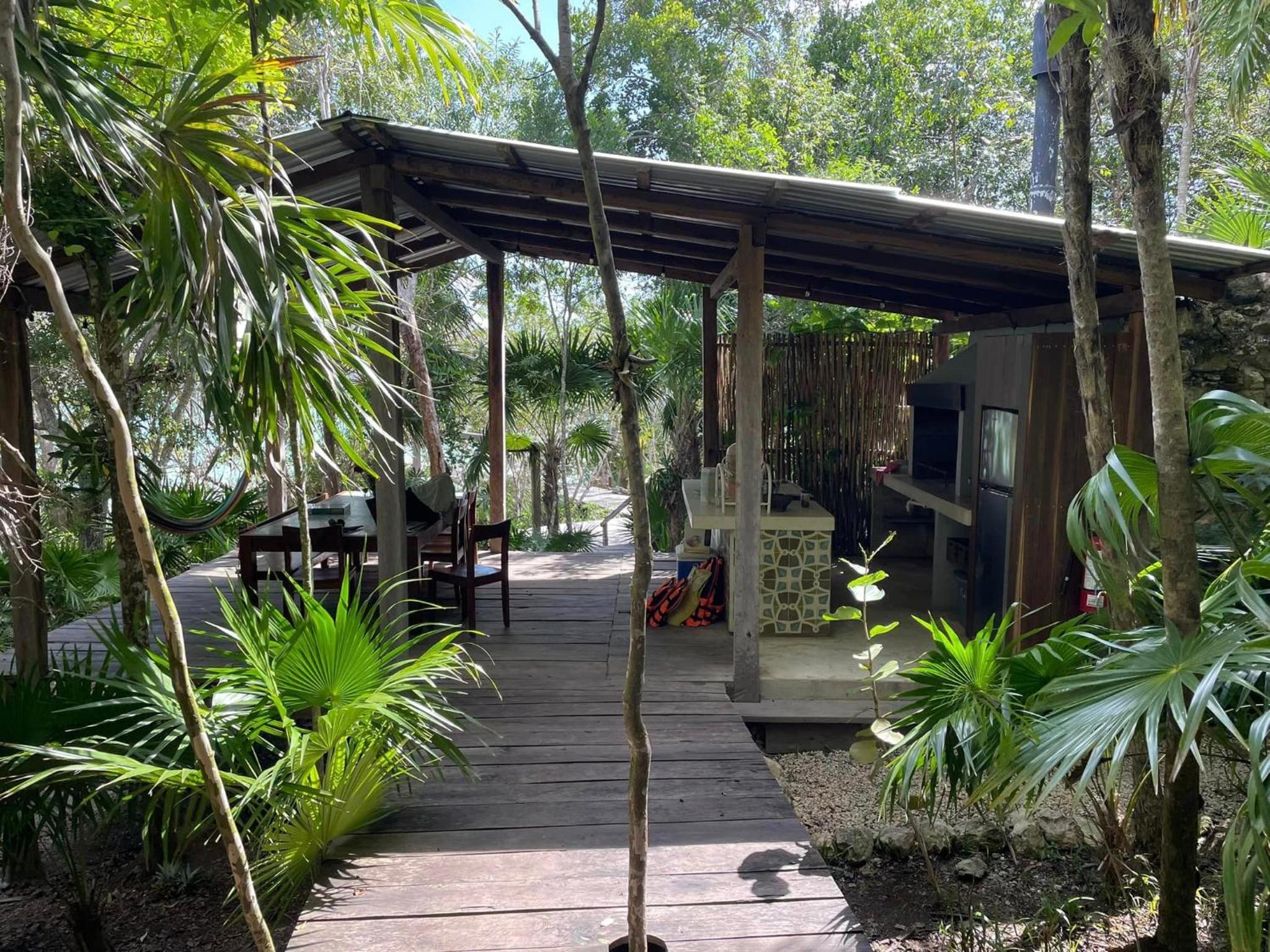 EcoStay SuKhA- Cabañas ecológicas frente a la laguna