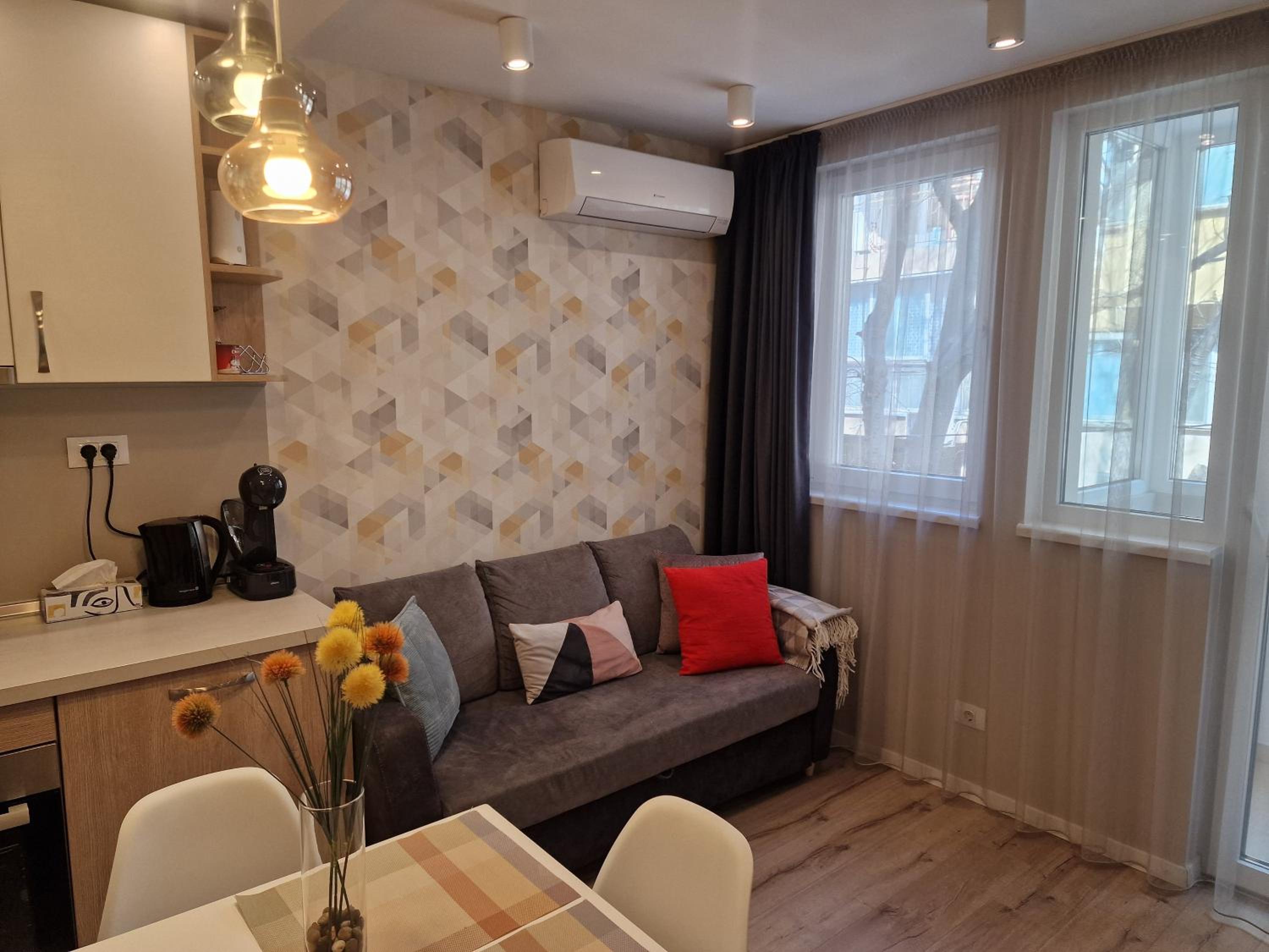 Brand new luxury flat in the city center view 4