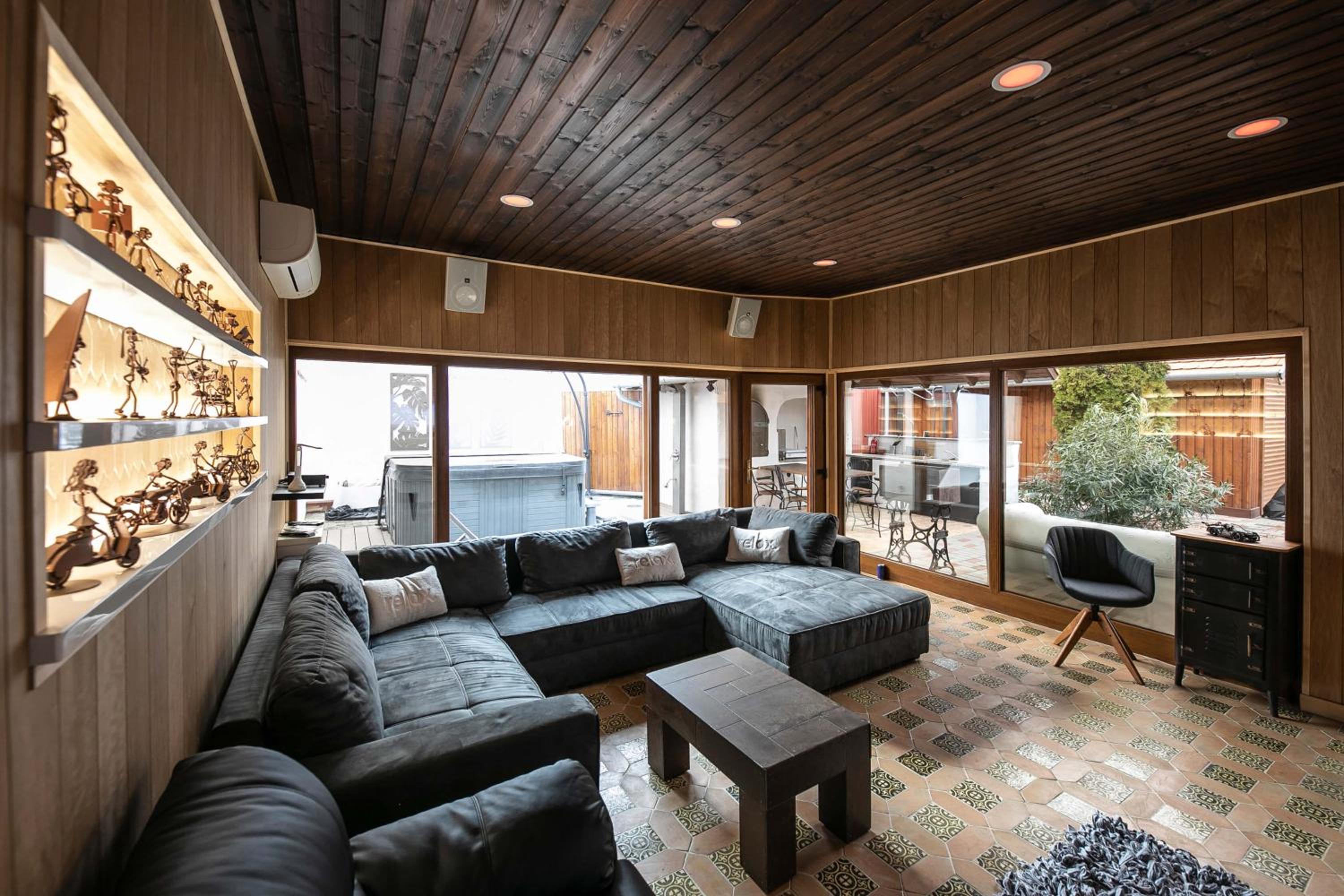 lounge