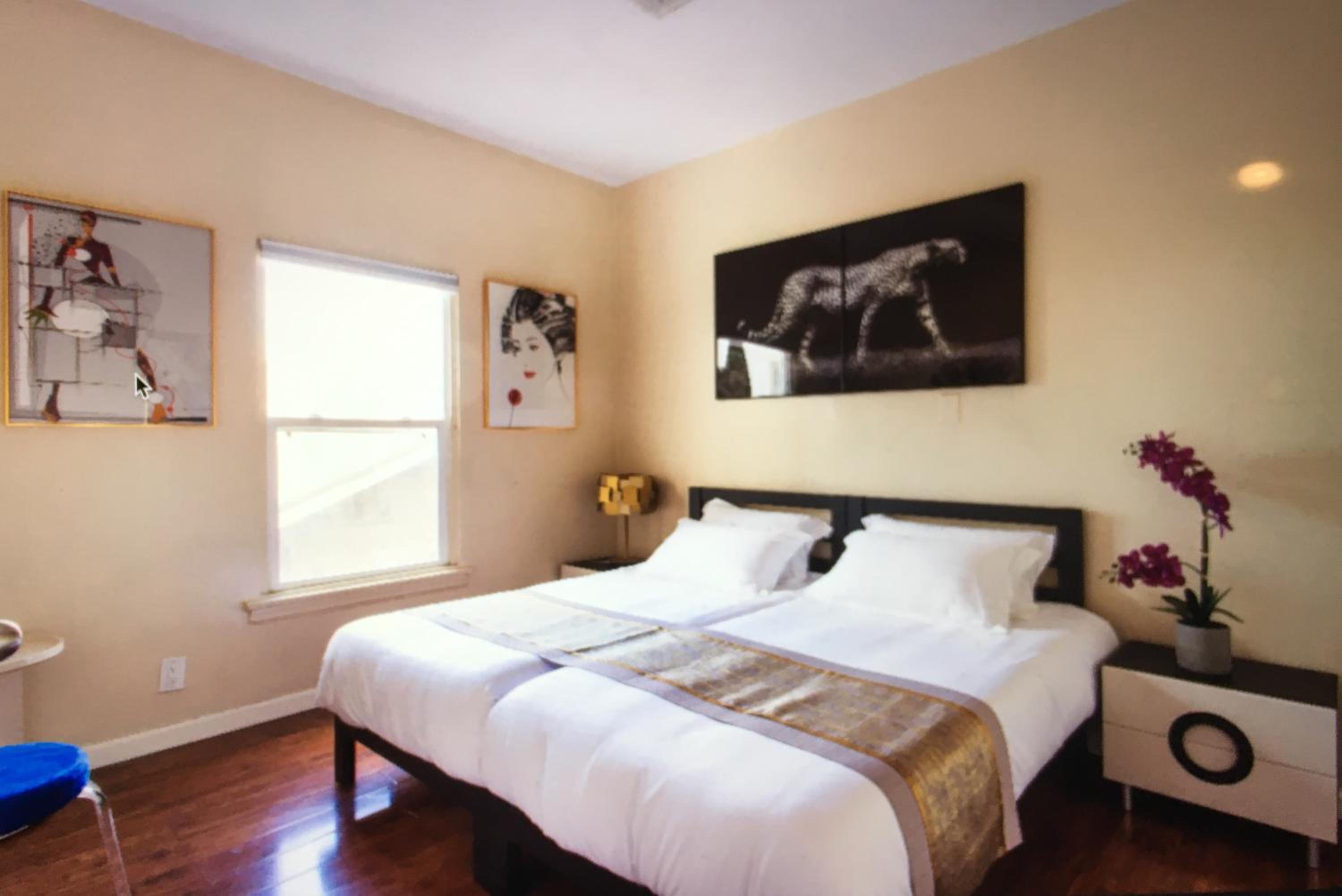 Luxury 2 Bedroom Suite Apartment in Koreatown