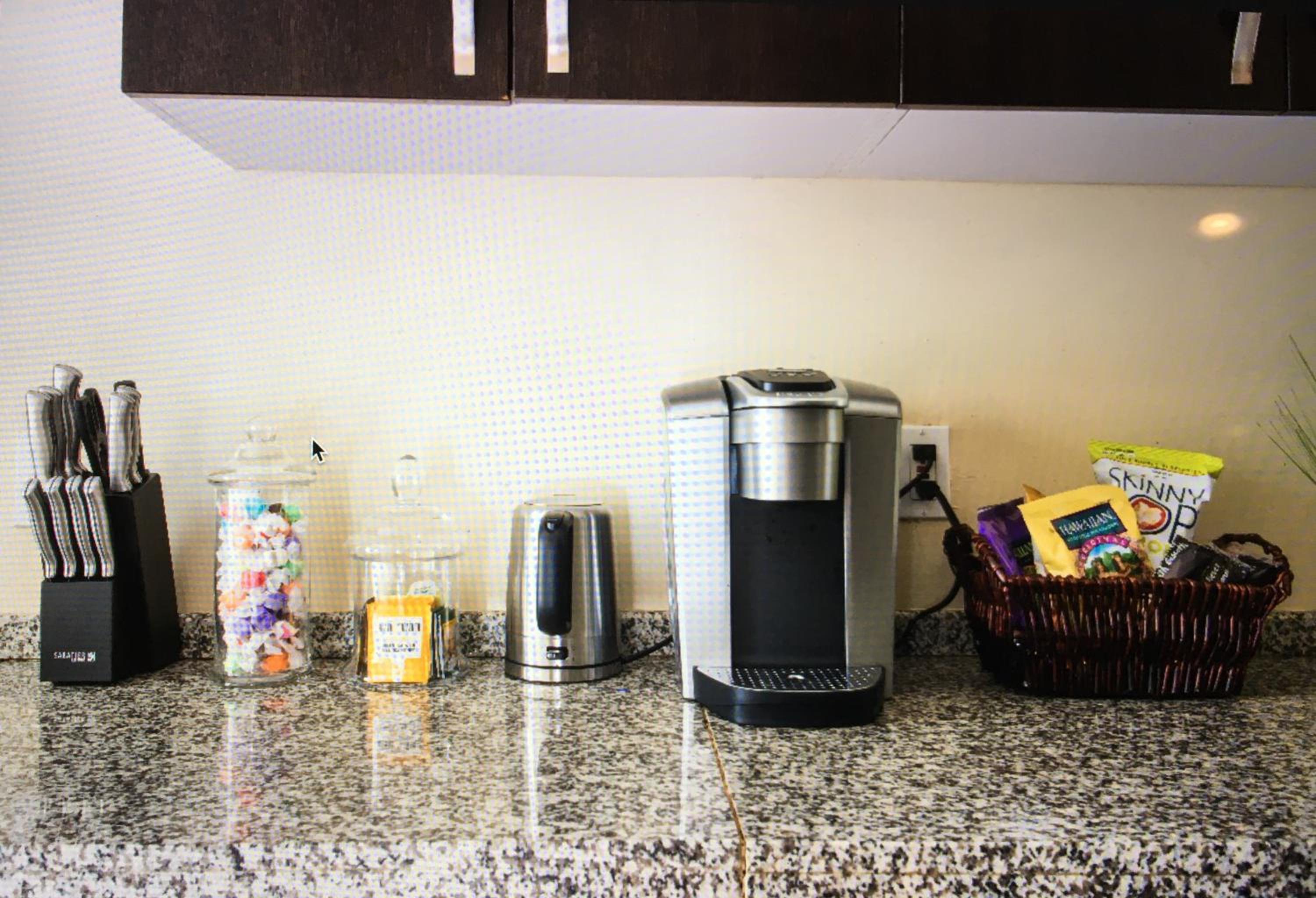Luxury 2 Bedroom Suite Apartment in Koreatown