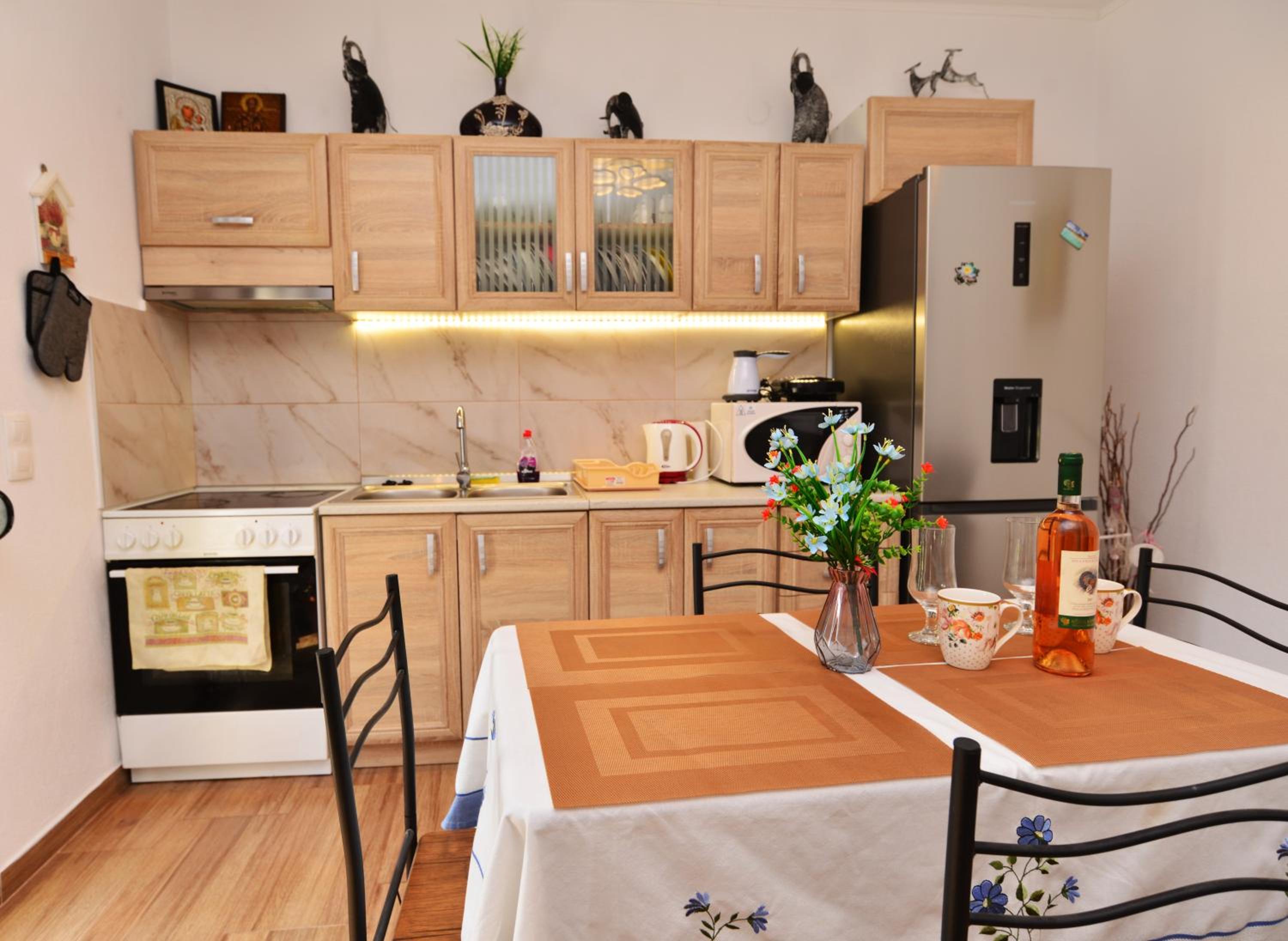 Twin's House view 5
