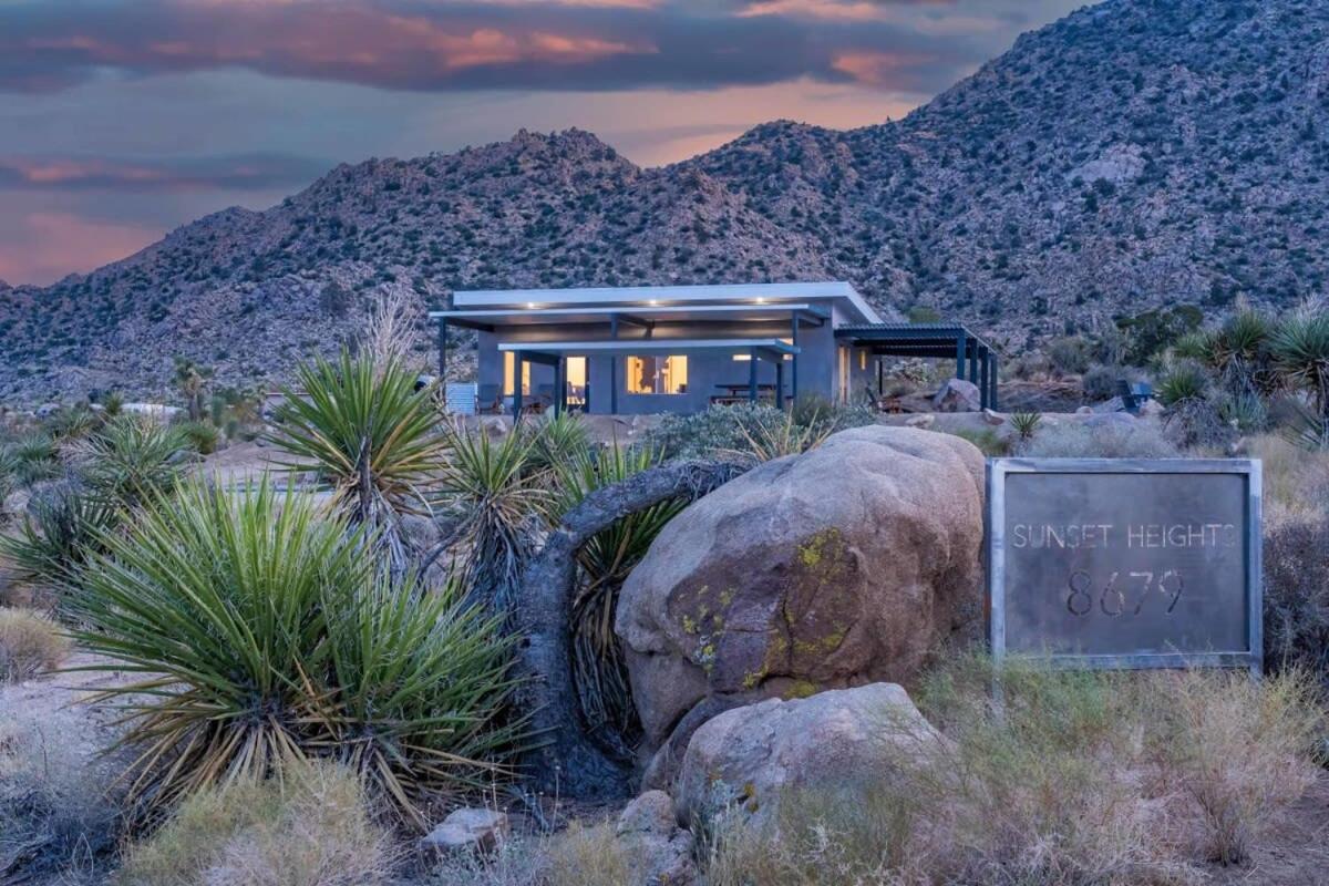 Hotel Joshua Tree l Sunset Heights l Pool-Spa Above Park - Image 1