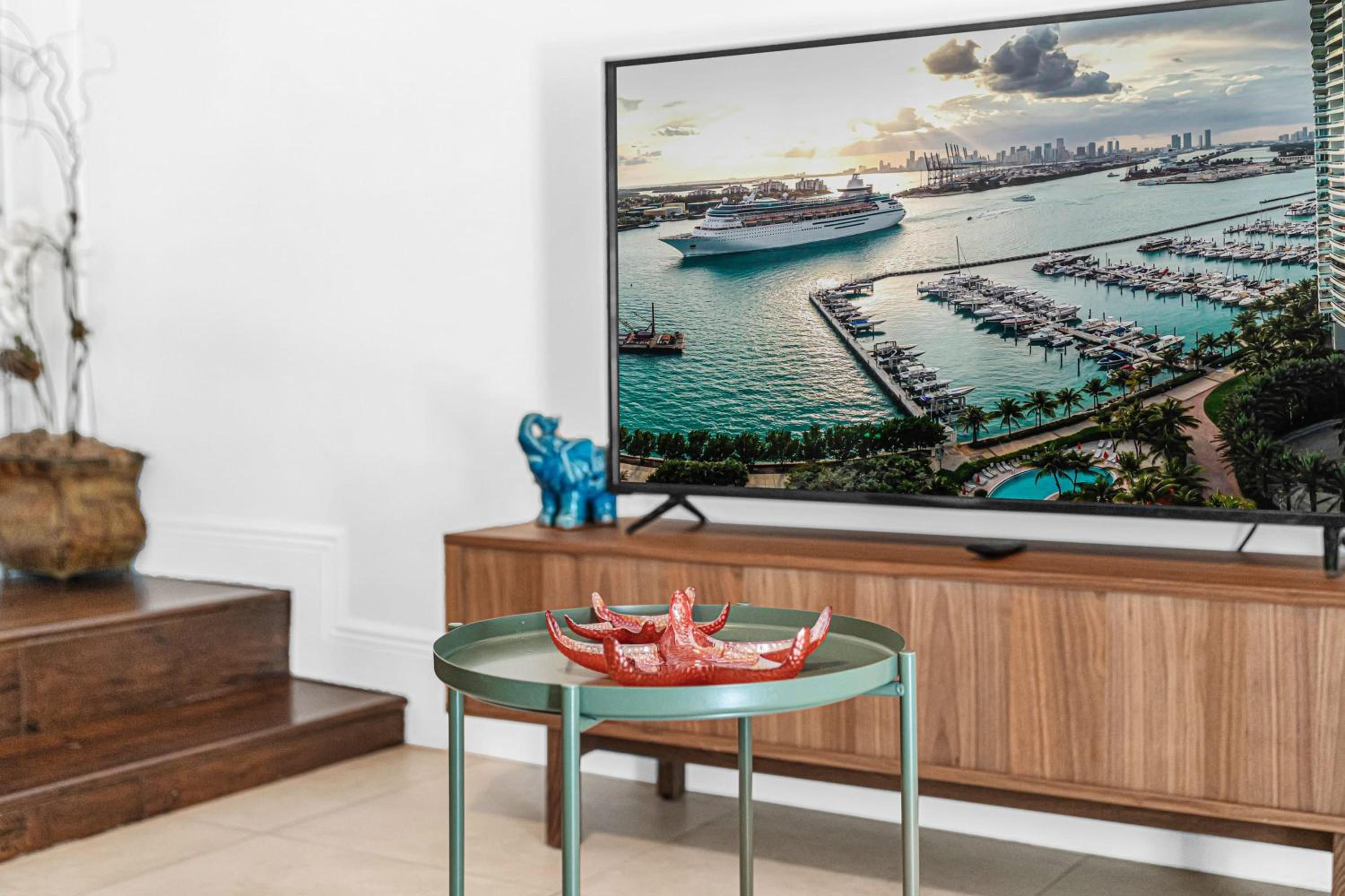Casa Havana - Renovated One Bedroom in Miami
