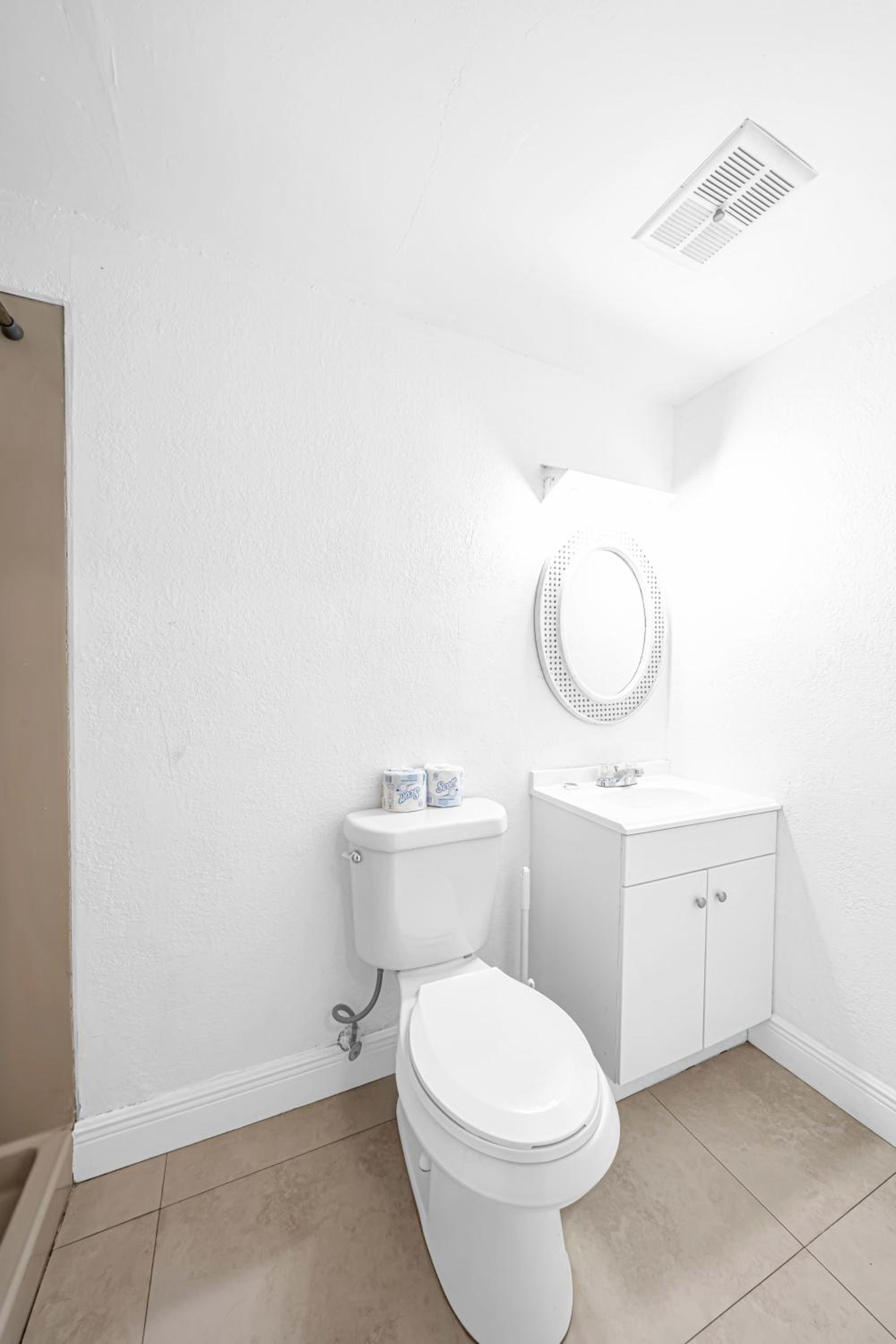 Casa Havana - Renovated One Bedroom in Miami