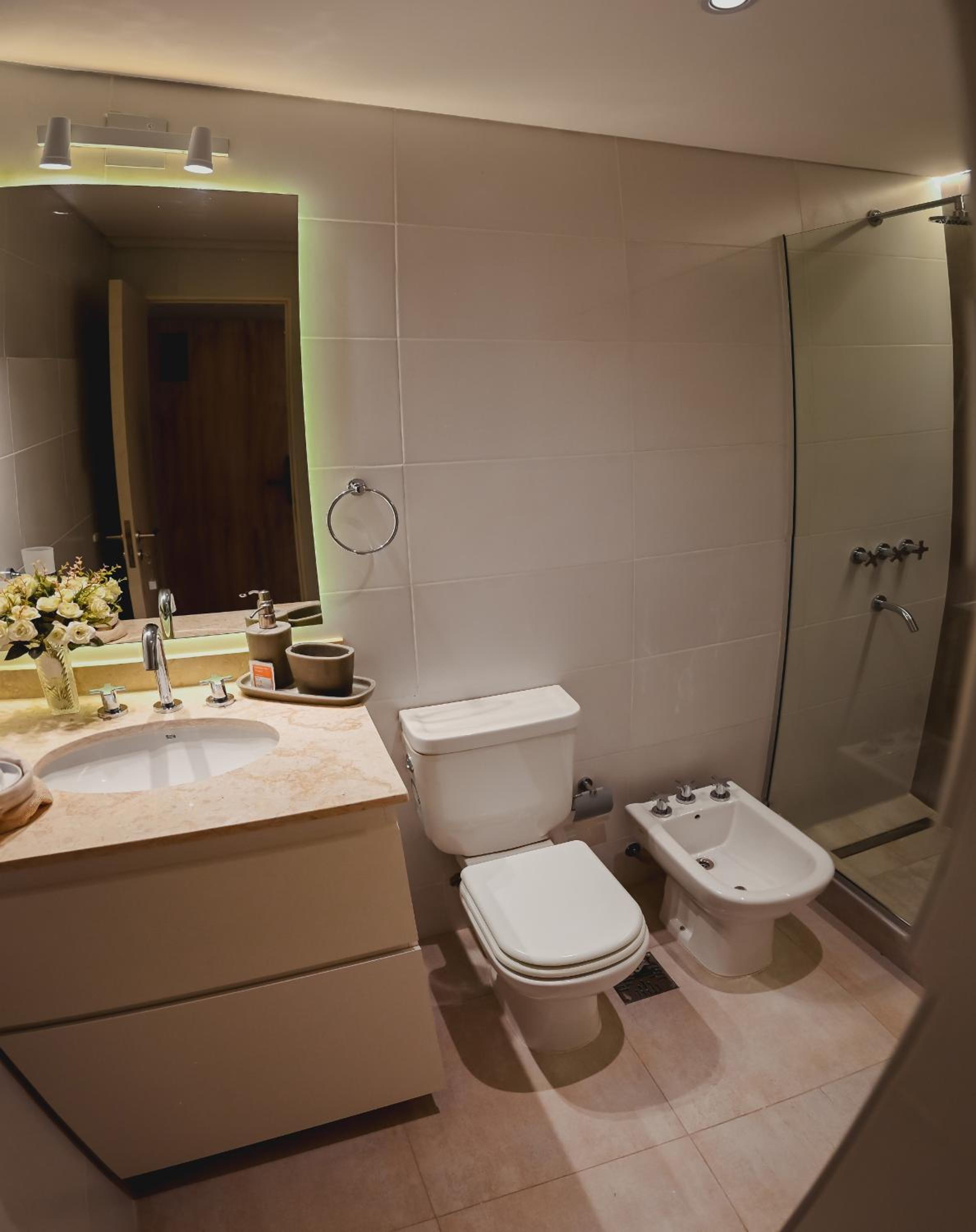 Alcazar Suites Deluxe