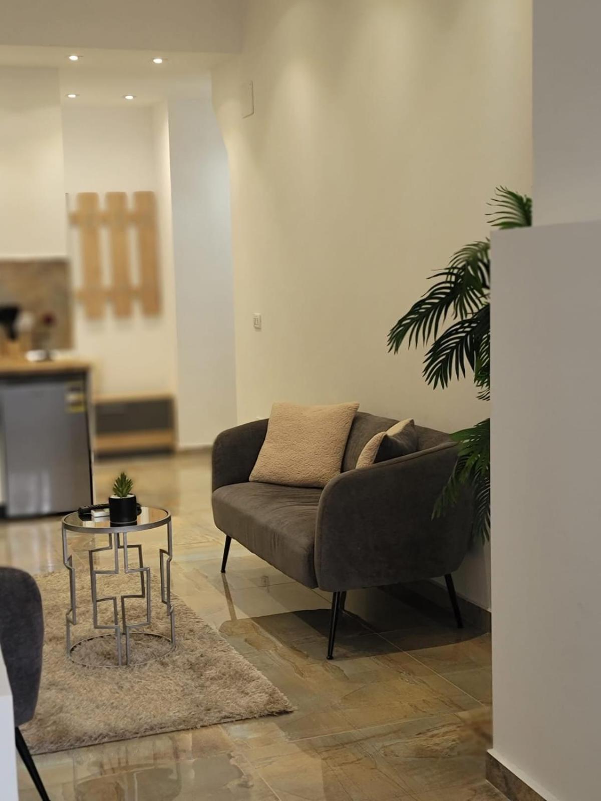 Regal Apartment 3