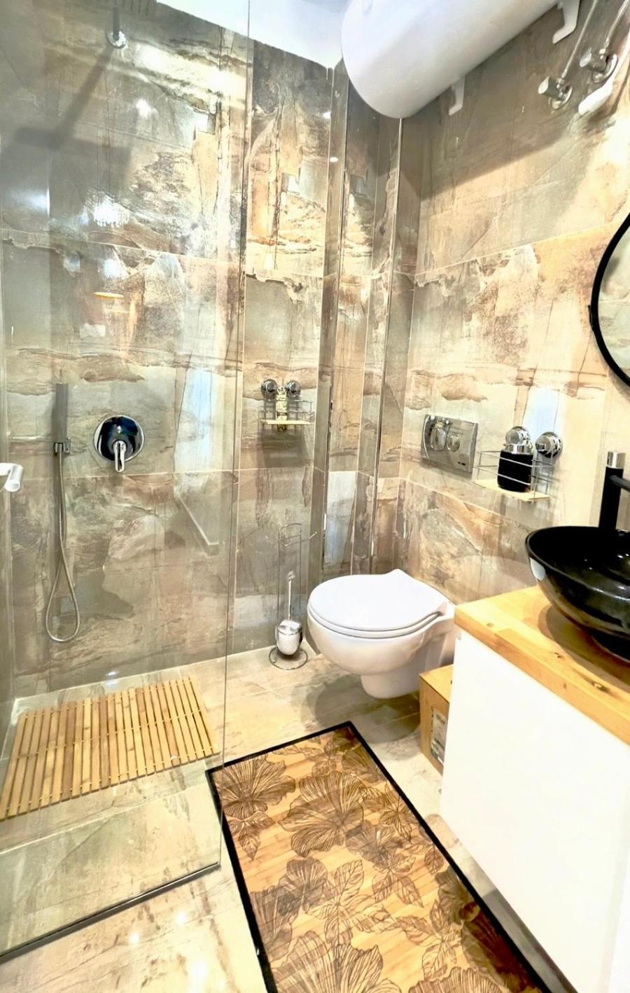 Regal Apartment 3