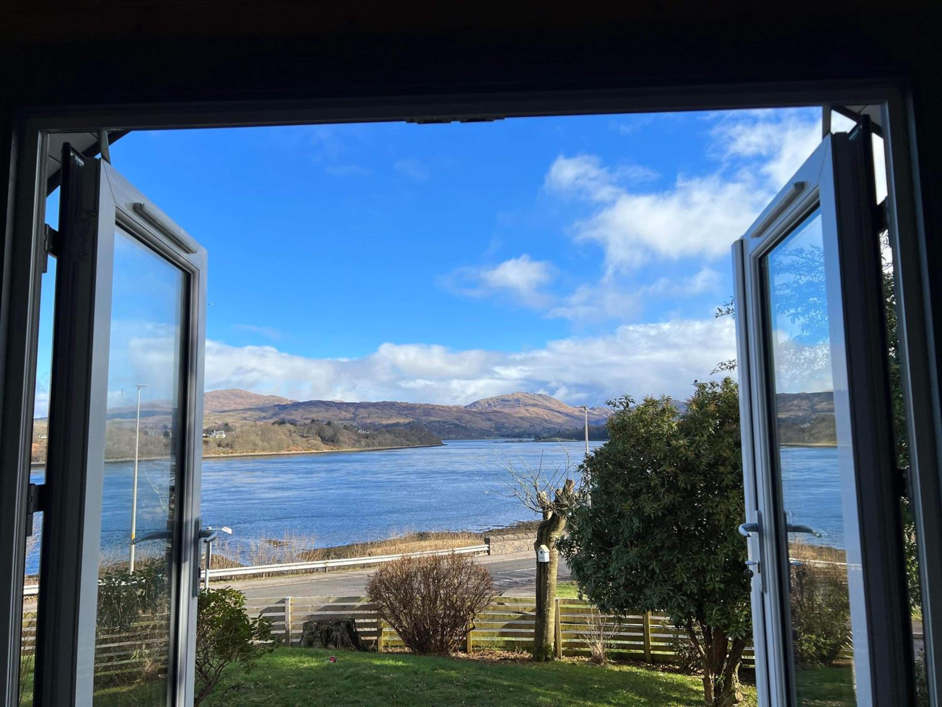 Loch View Luxury Pod view 4