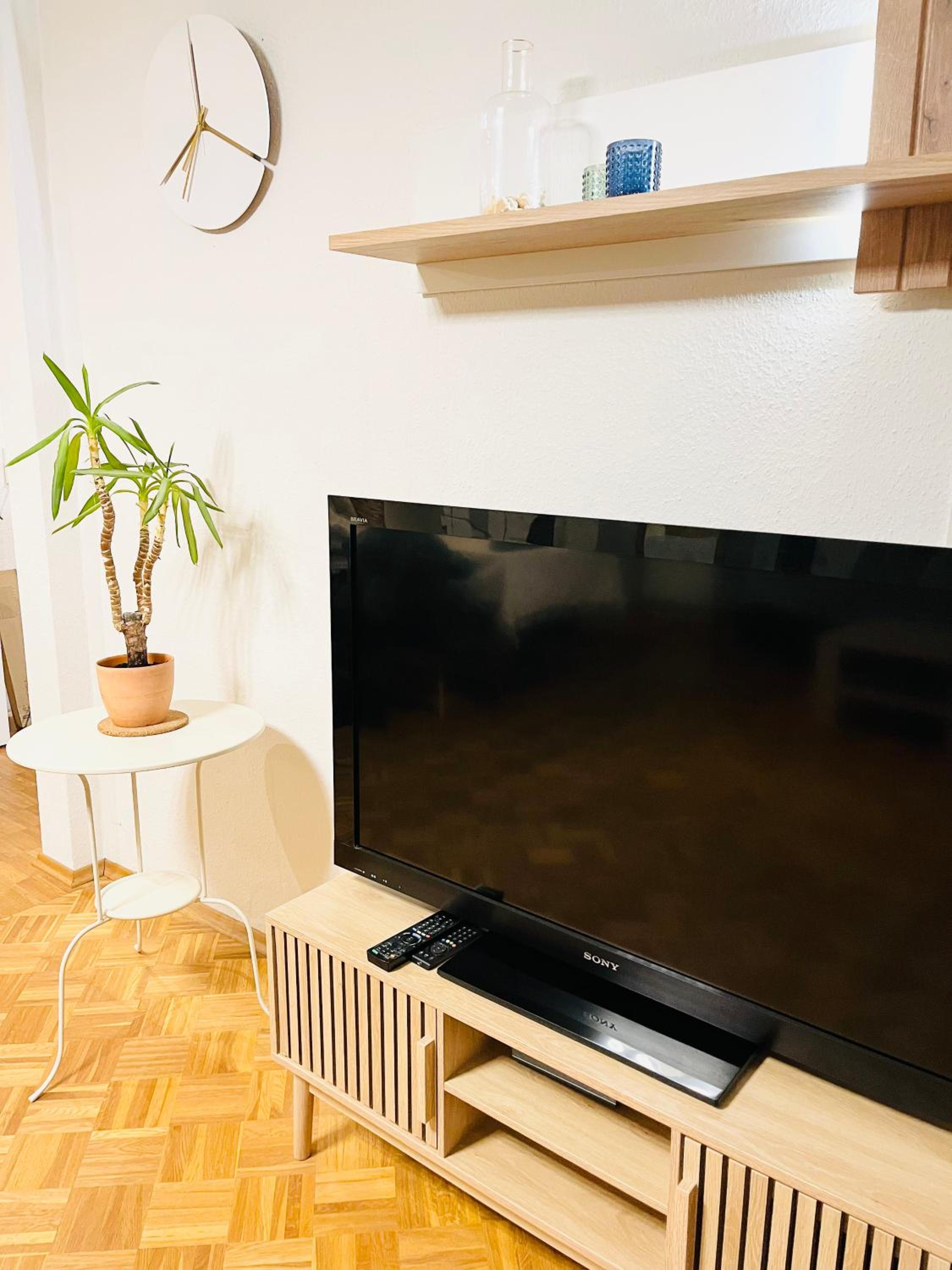 SEEMOMENTE 3-Zimmer Apartment Friedrichshafen Messe Airport Balkon Parkplatz
