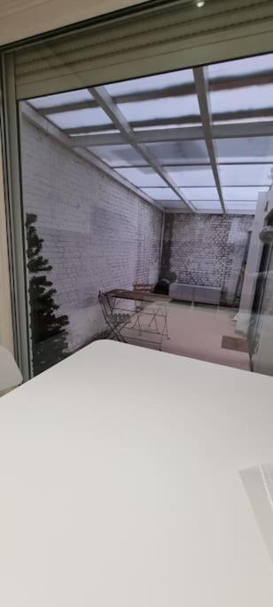 Worker's Lodge - 2 Bedrooms & Court yard - Antwerp Smooth Stays