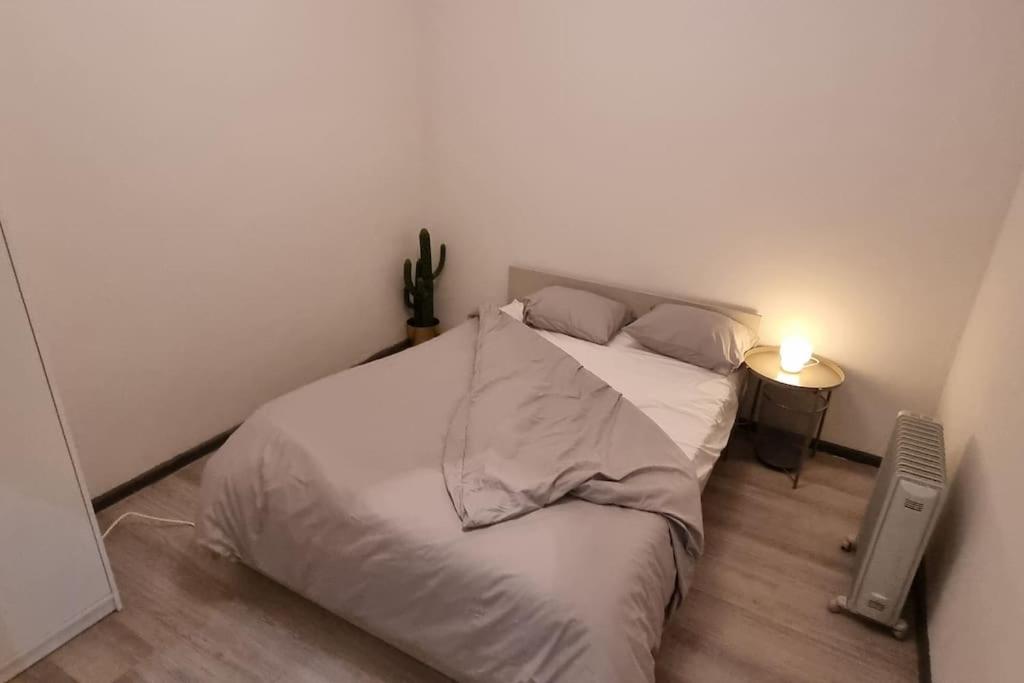 Worker's Lodge - 2 Bedrooms & Court yard - Antwerp Smooth Stays