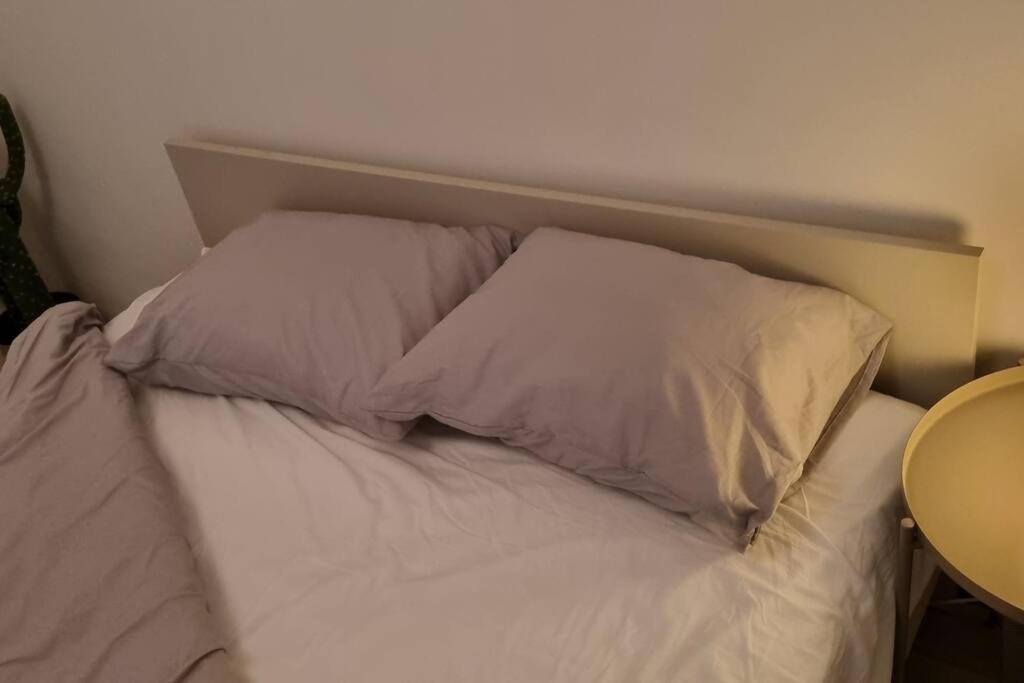 Worker's Lodge - 2 Bedrooms & Court yard - Antwerp Smooth Stays