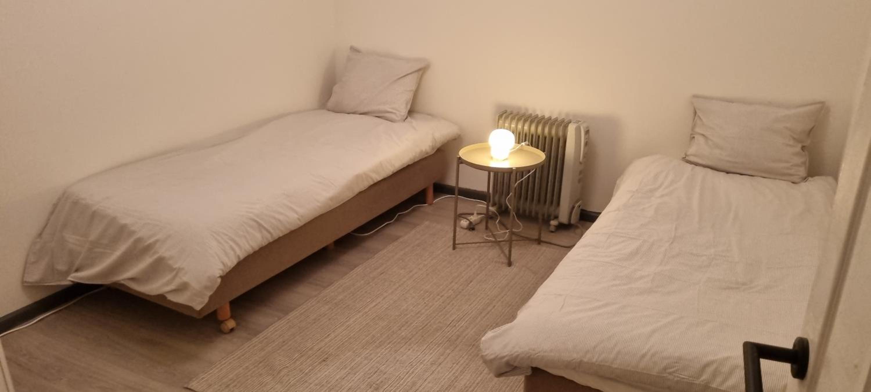 Worker's Lodge - 2 Bedrooms & Court yard - Antwerp Smooth Stays