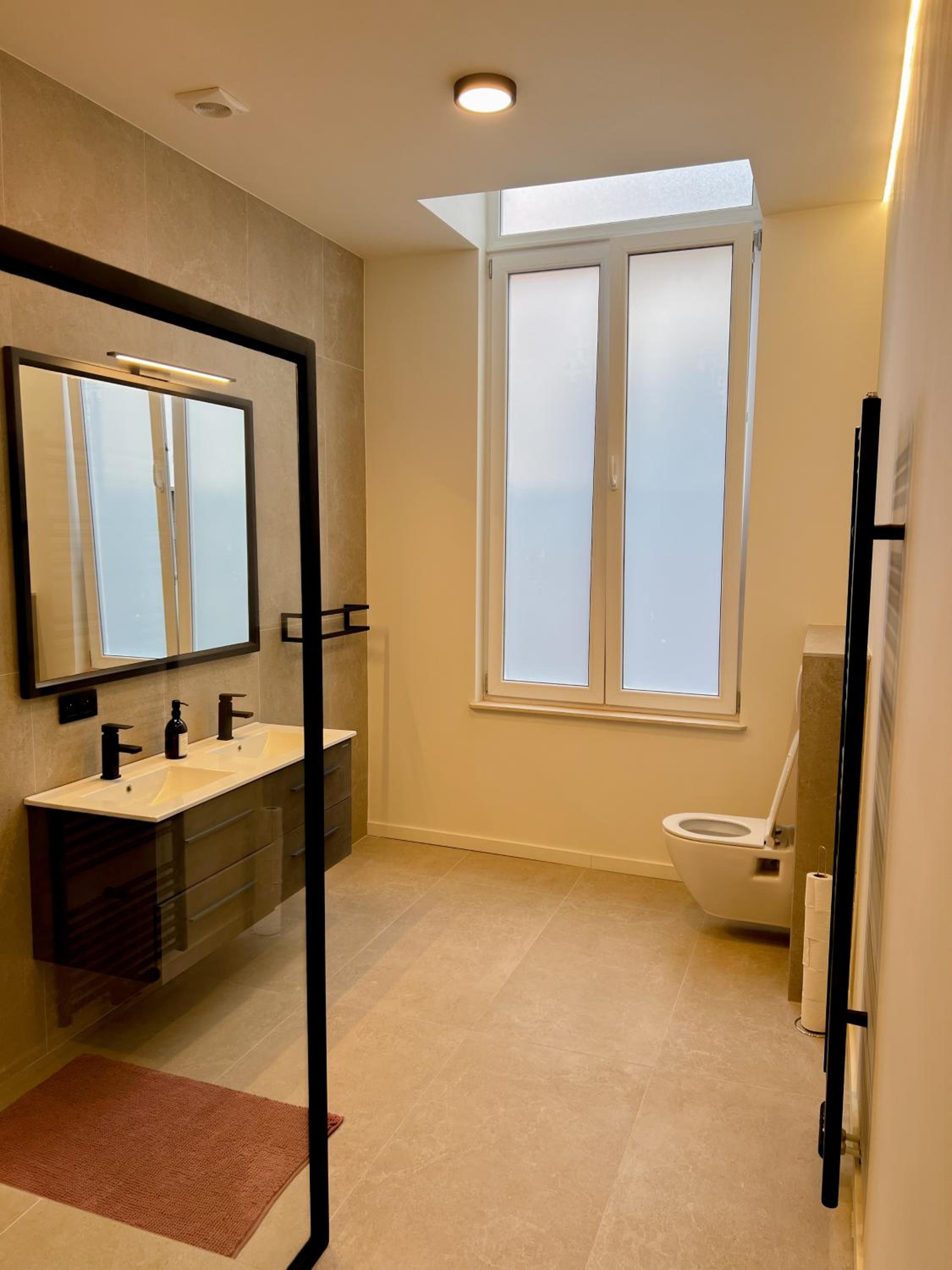 Mayfair Suites