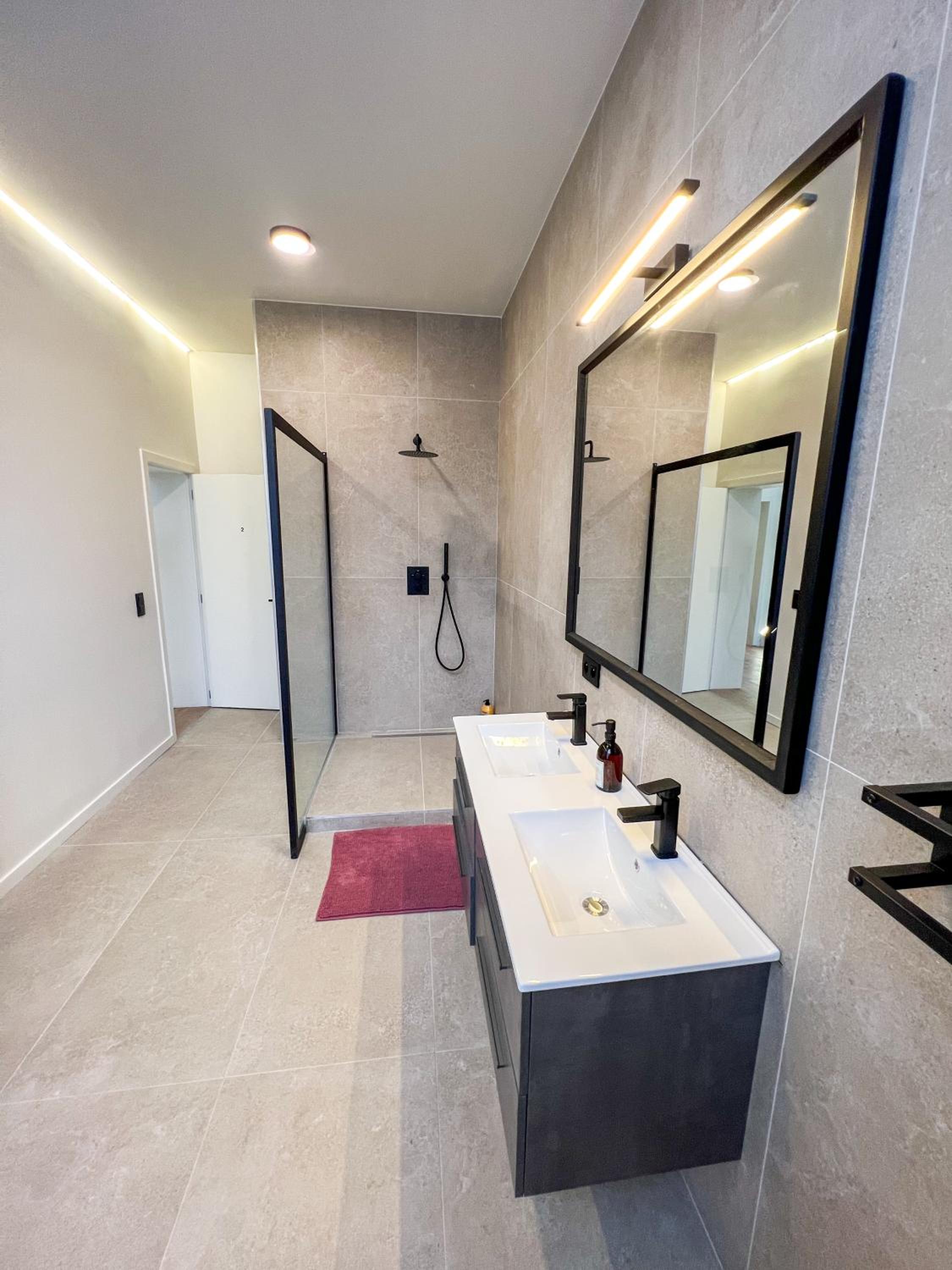 Mayfair Suites