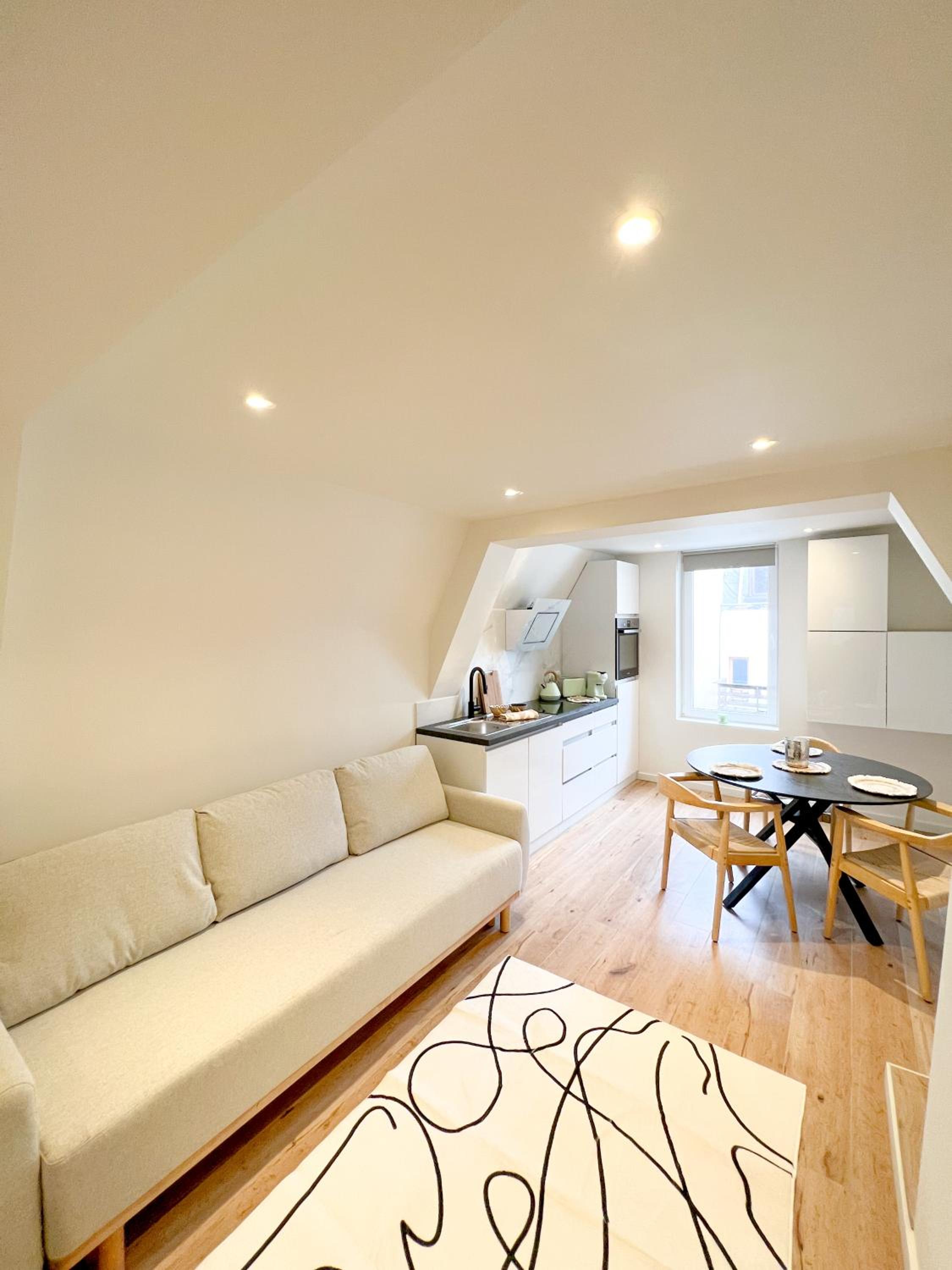 Mayfair Suites