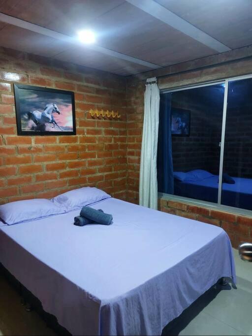 COVEÑITAS MC2P1 Cabaña amplia y tranquila con Piscina tipo PLAYA, Máximo 32 Personas