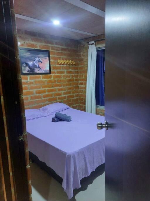 COVEÑITAS MC2P1 Cabaña amplia y tranquila con Piscina tipo PLAYA, Máximo 32 Personas