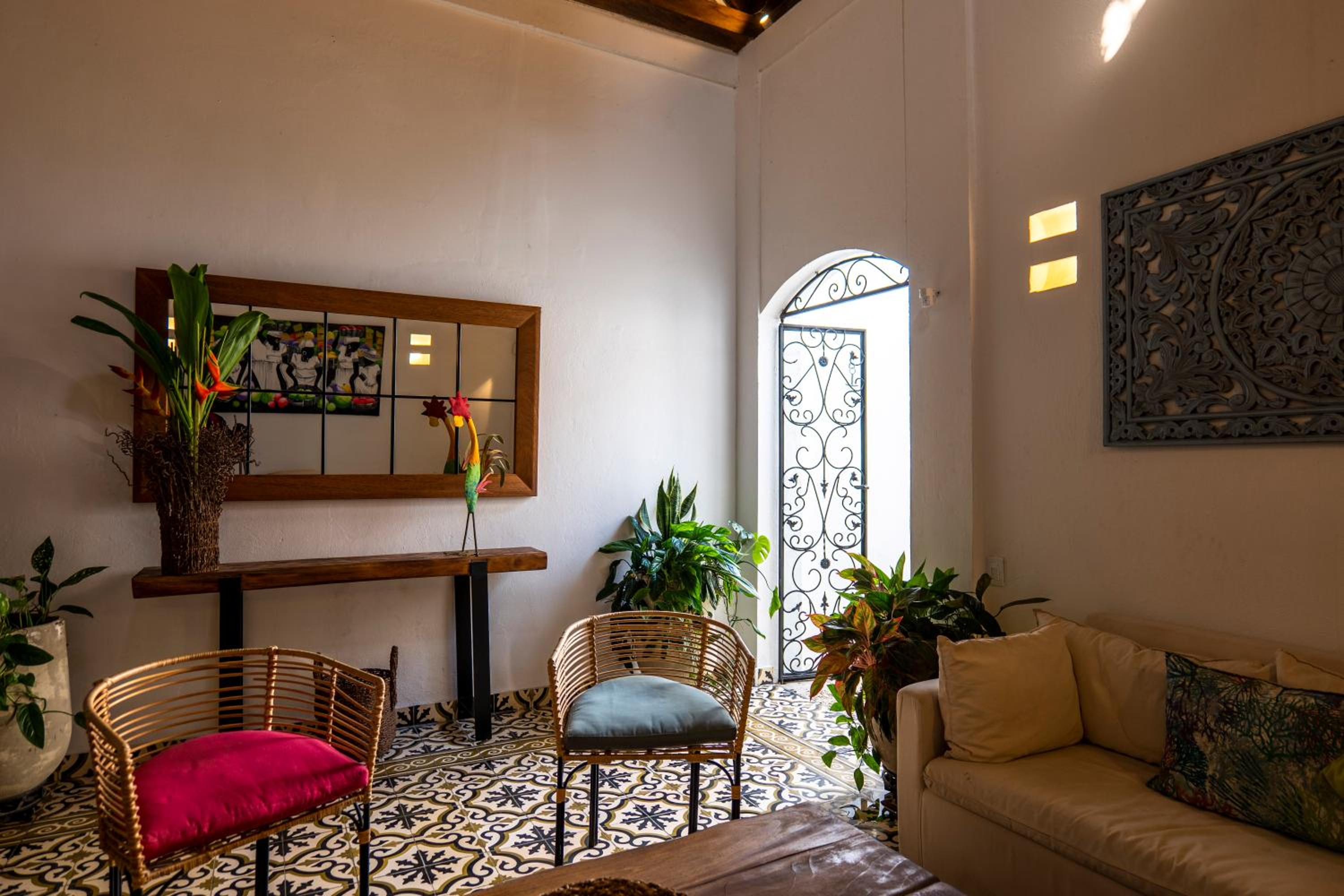 Casa Familiar - Maria de las Palmas -Getsemani